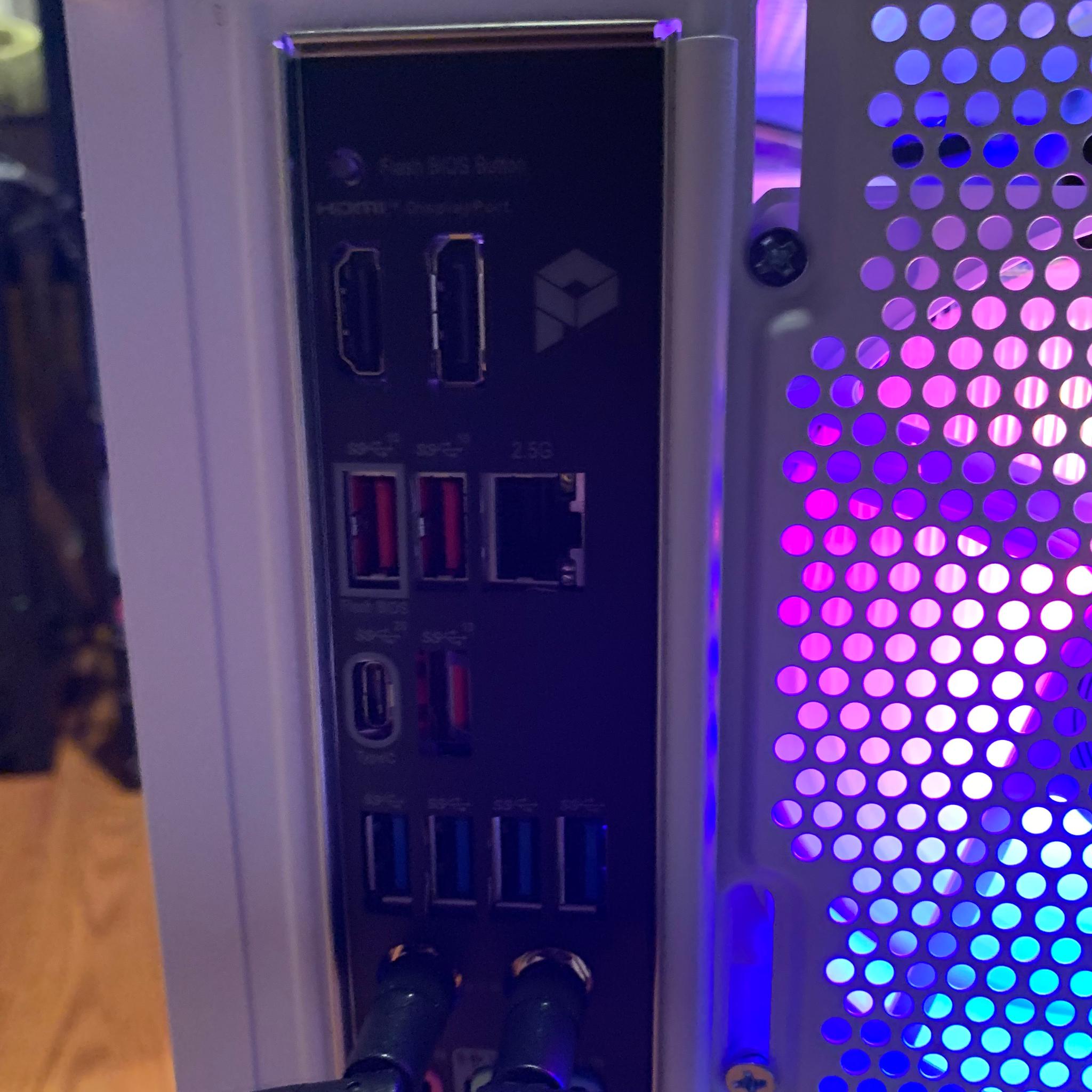 BRAND NEW RYZEN 7700x RTX 4060 STREAMING/GAMING/EDITING PC 32GB DDR5 1000GB SSD WINDOWS
