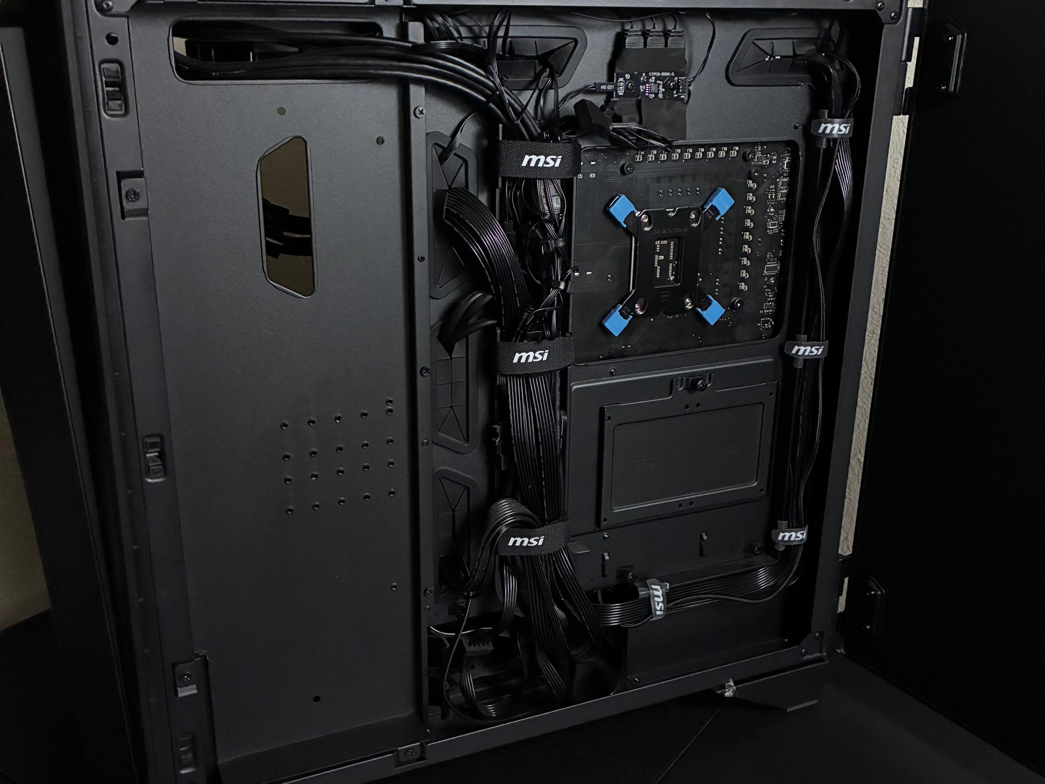 5080 ALL BLACK GAMING PC