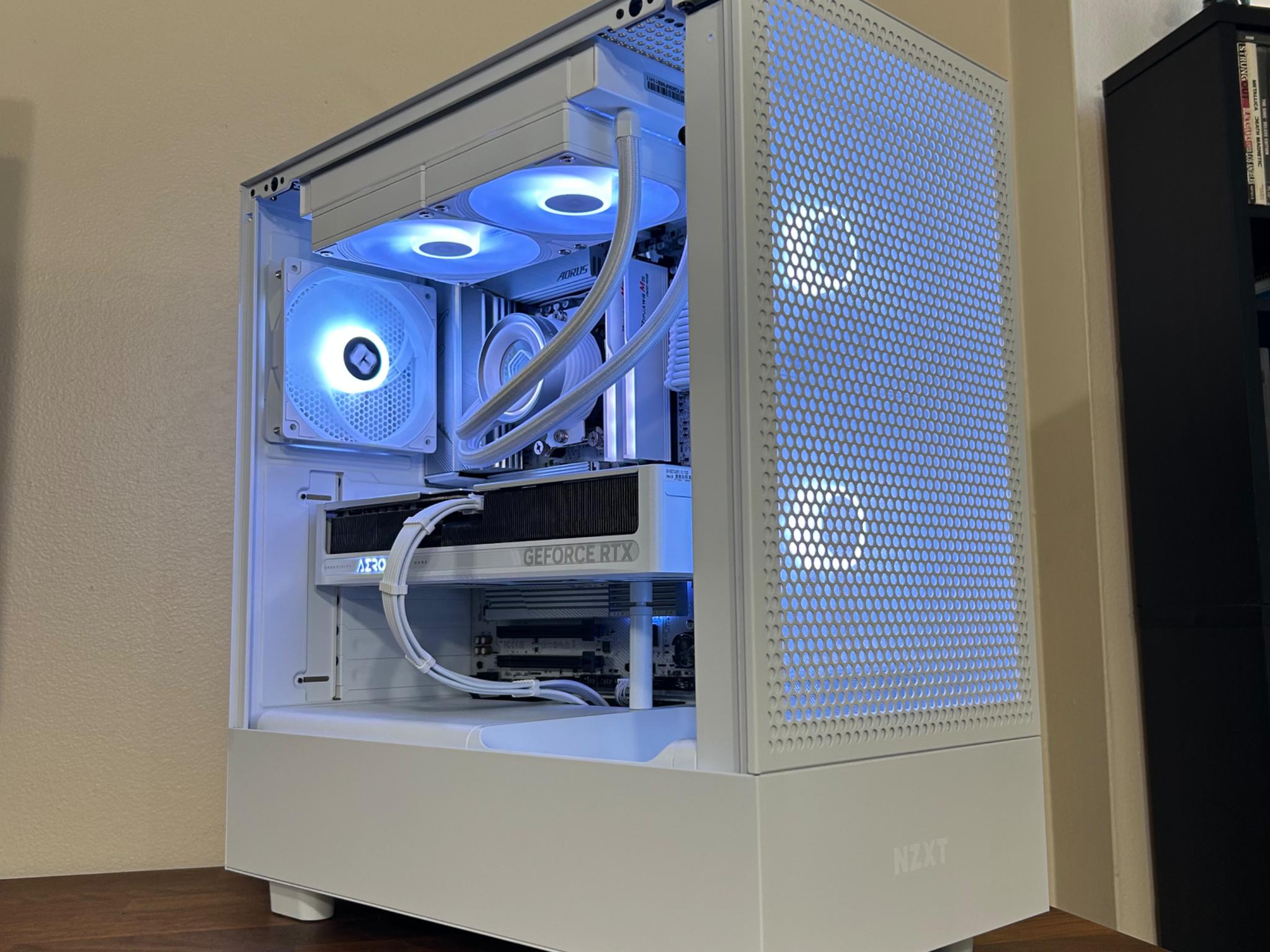 *FREE GAME* RTX 5070 12GB | Ryzen 7 7700X | 32GB DDR5 6000MT/s | 2TB NVMe | The Sentinel RTX