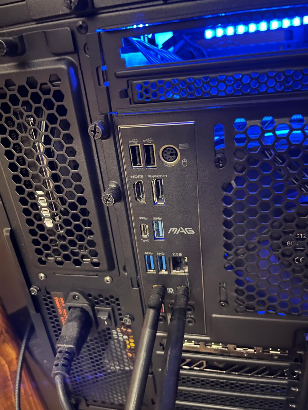 low price! radeon rx6600XT gaming pc