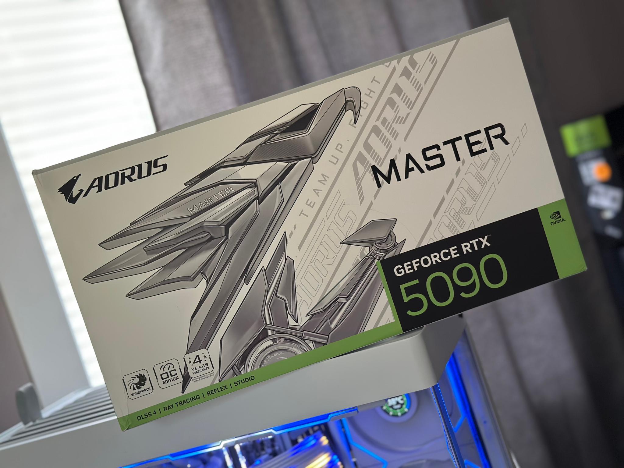 GIGABYTE AORUS GeForce RTX 5090 MASTER ICE 32G - Image 2