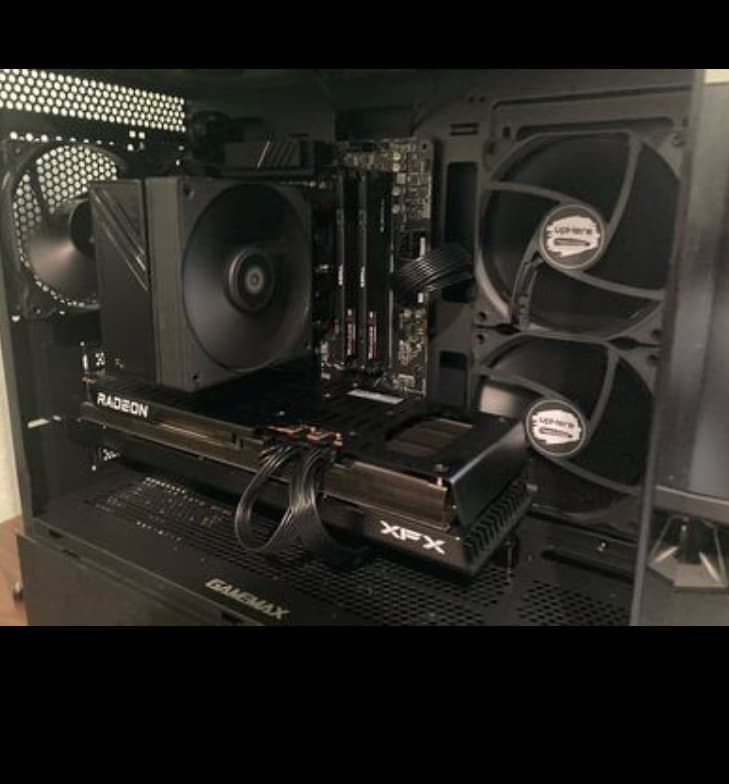 Ryzen 5 7600x XFX RX 7900 GRE Graphics Card