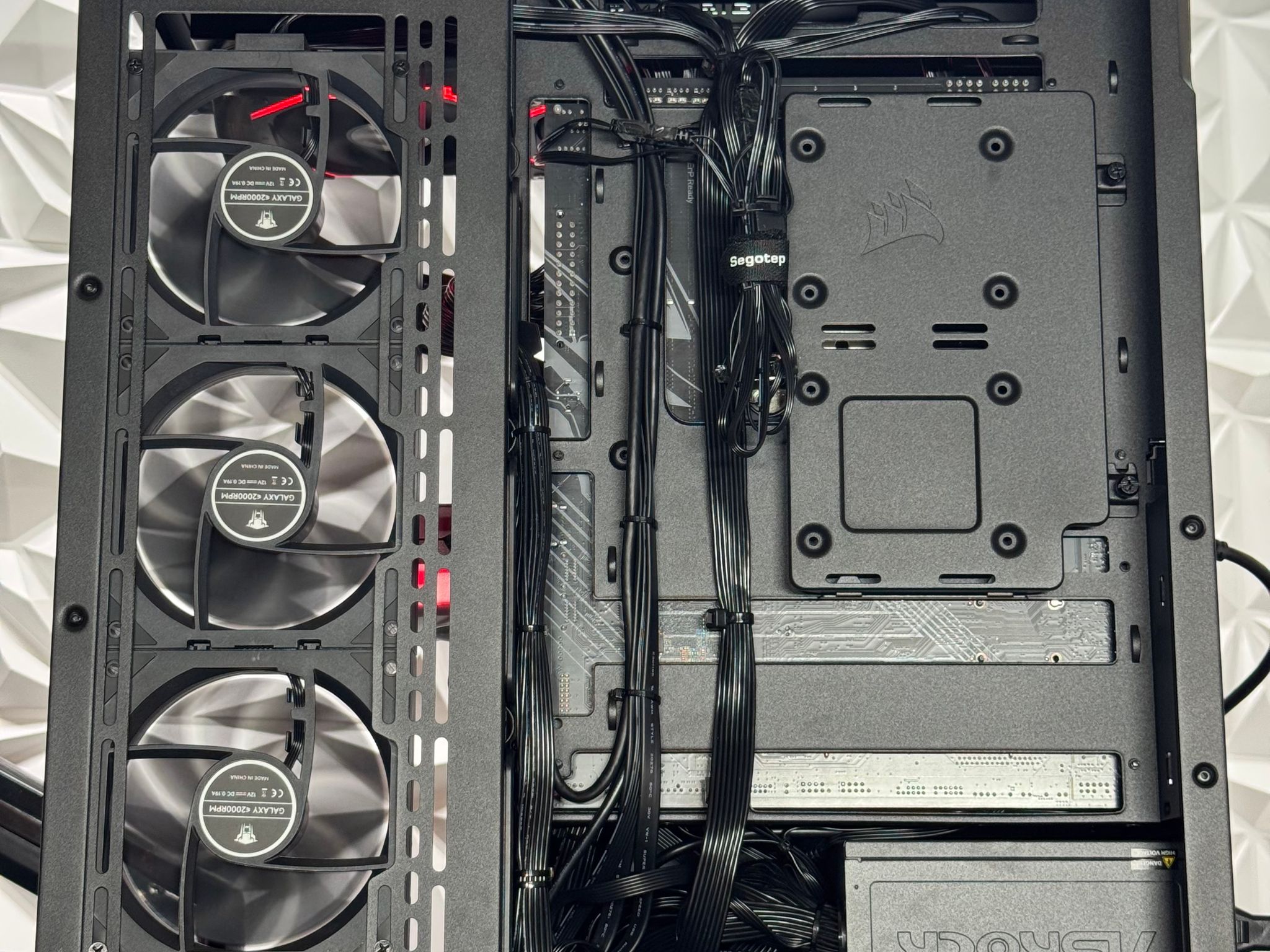 Ryzen 7 9850X3D / RTX 5070 Ti / 32GB 6400MTs DDR5 / 2TB Nvme ssd / 850w psu / X870E Motherboard