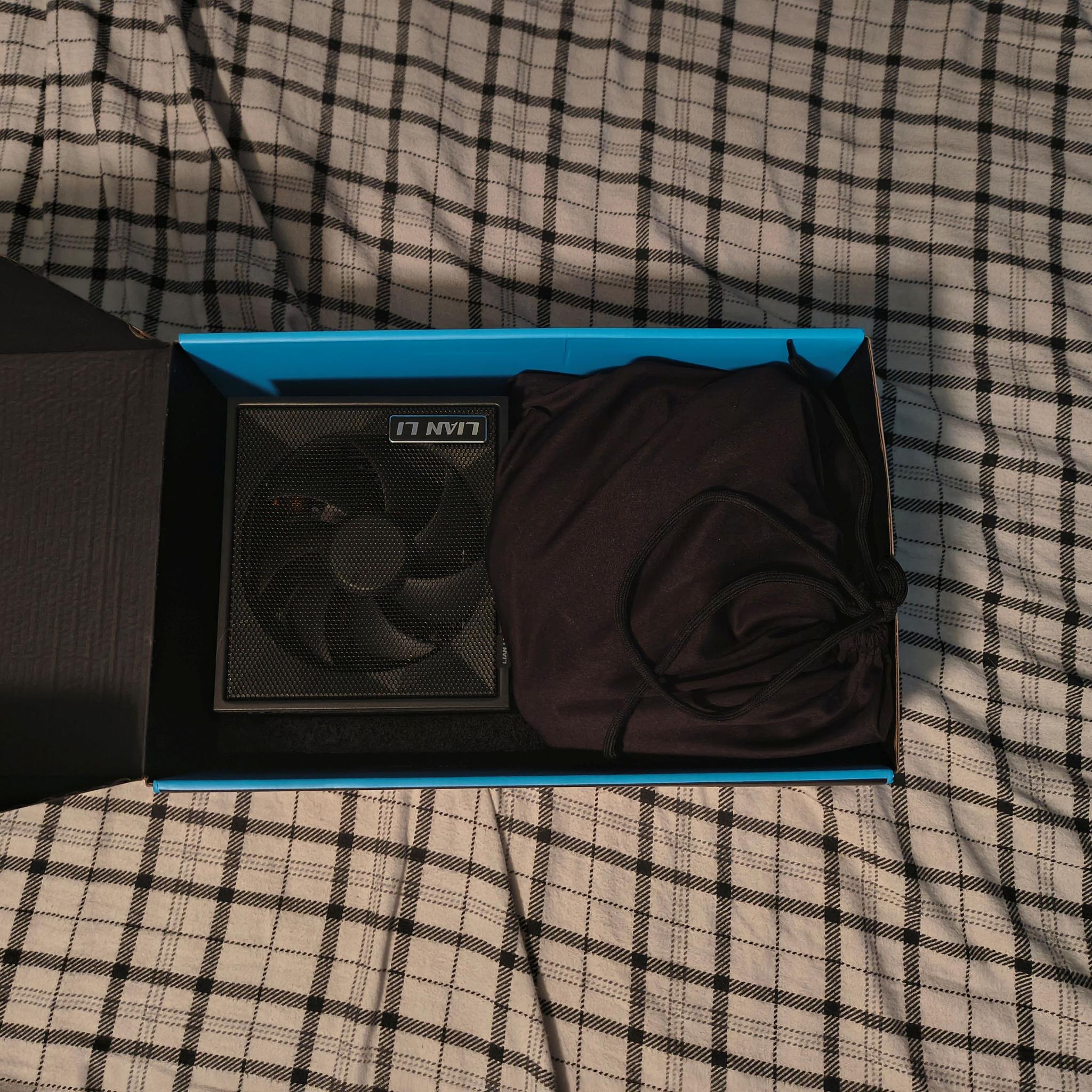 Lian Li EGO850G 850 Watt Power Supply (Lightly Used)