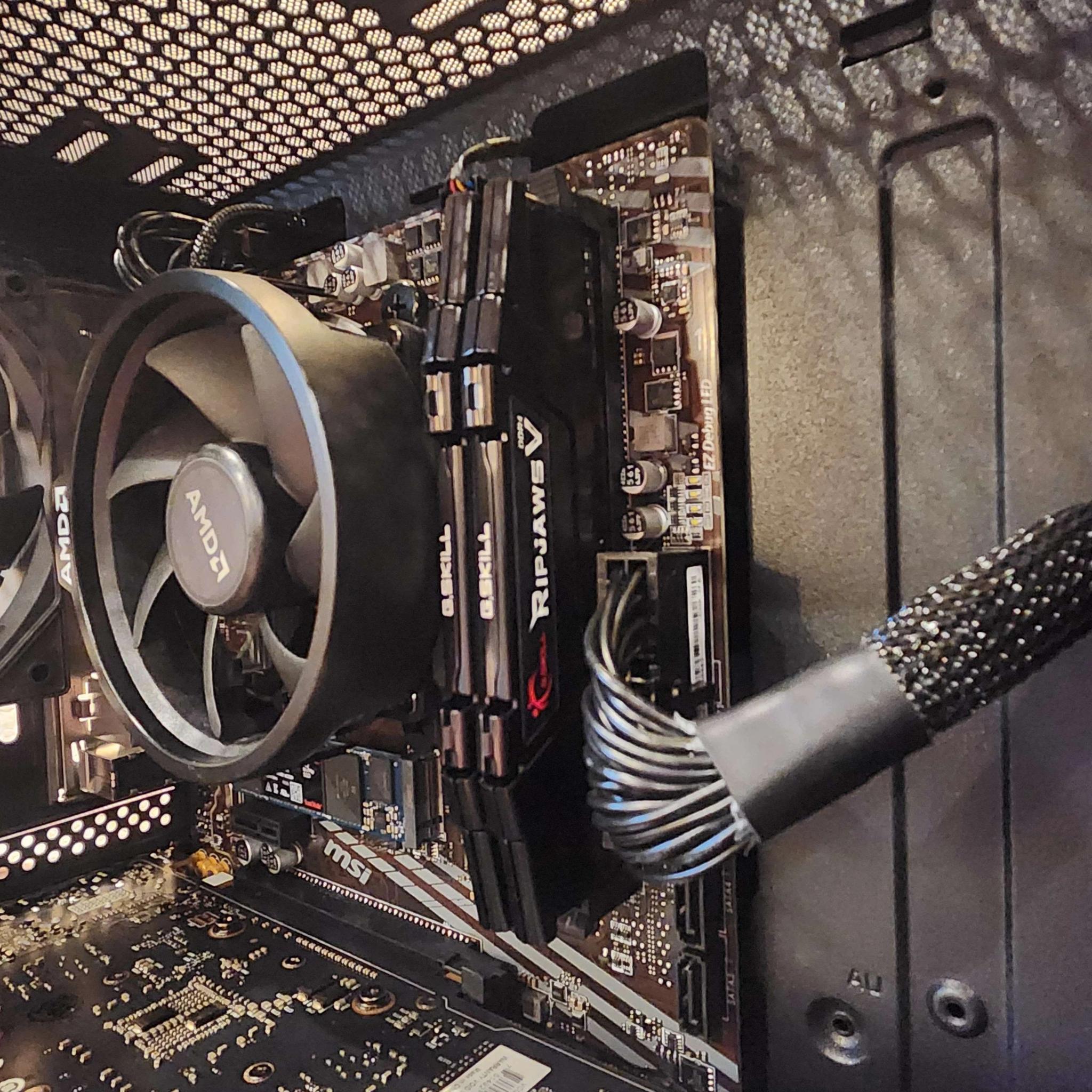 GTX 1070 | Ryzen 5 4500 | 16GB RAM | 500GB SSD | WiFi | Windows 11