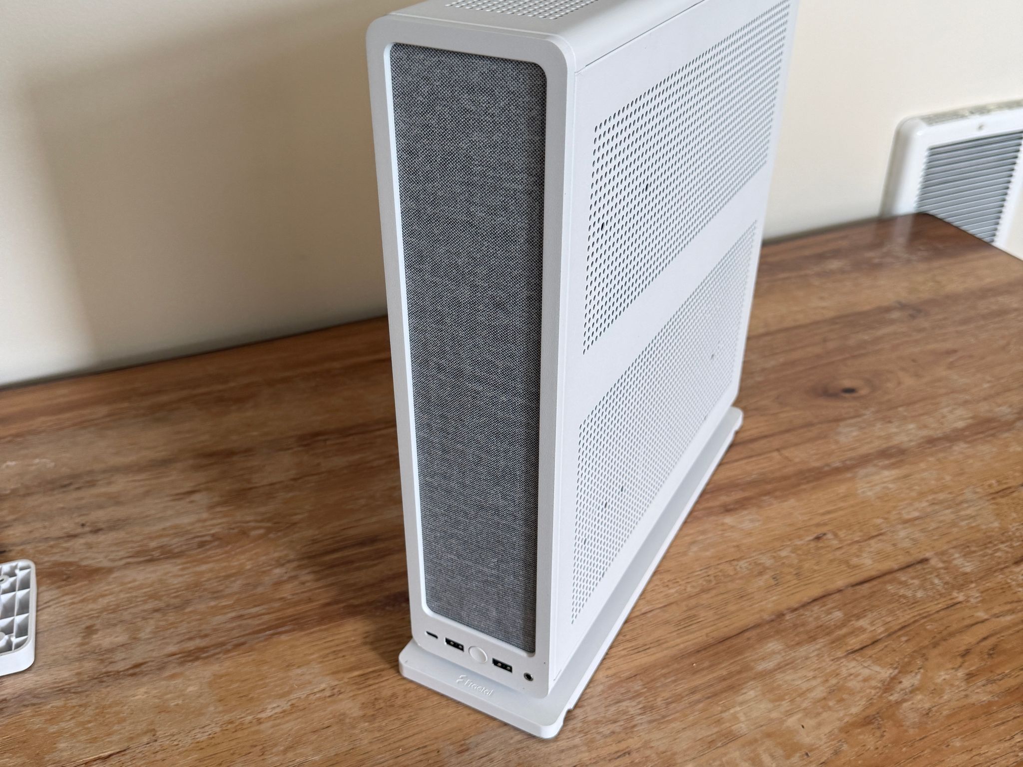 Radeon RX 7900 Gre Custom Gaming PC - Ryzen 7 5800X