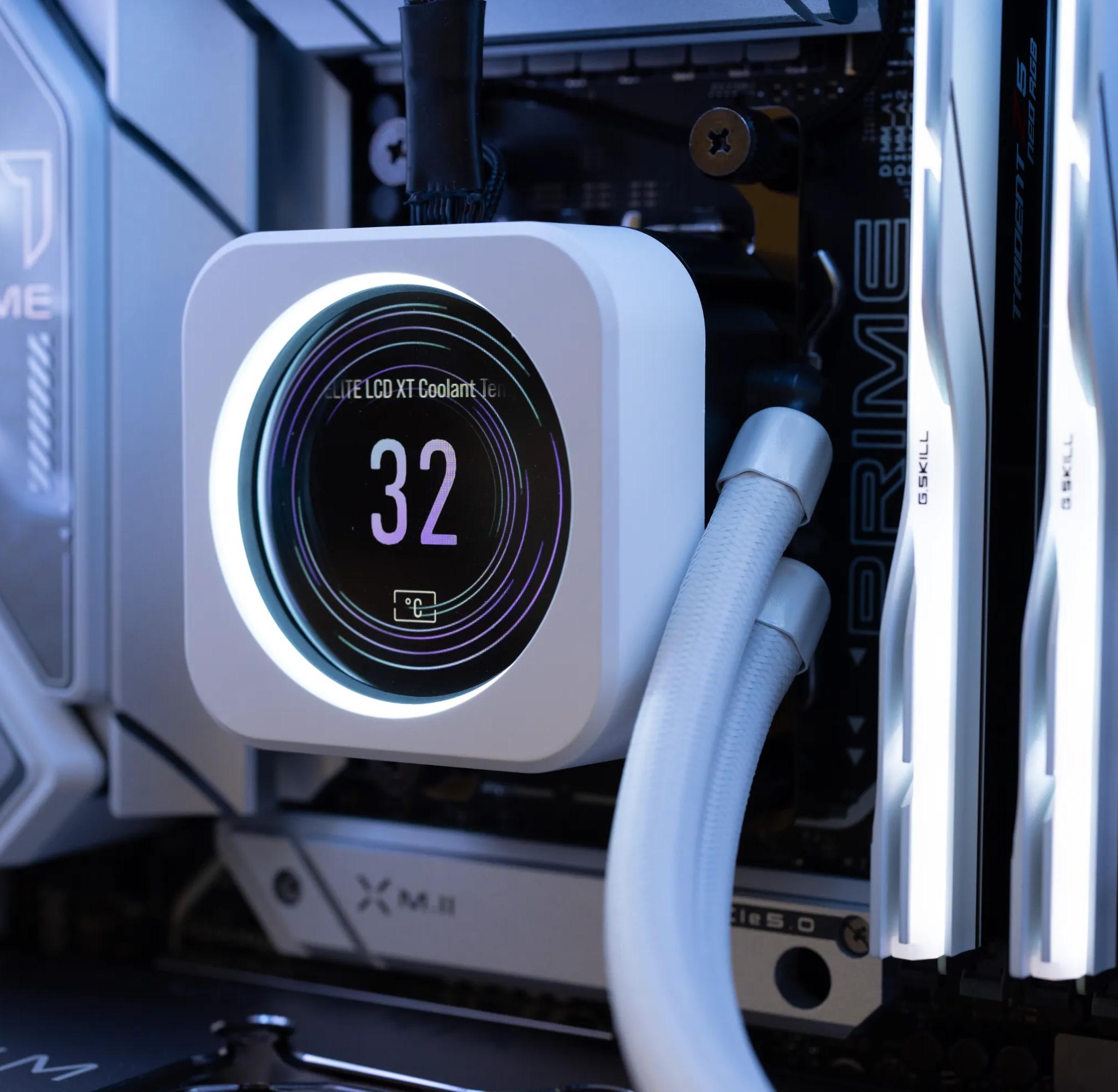 RTX 4080 Super, Ryzen 7 7800X3D, 4TB NVME storage, 48GB DDR5 6400, WiFi, High End Gaming PC