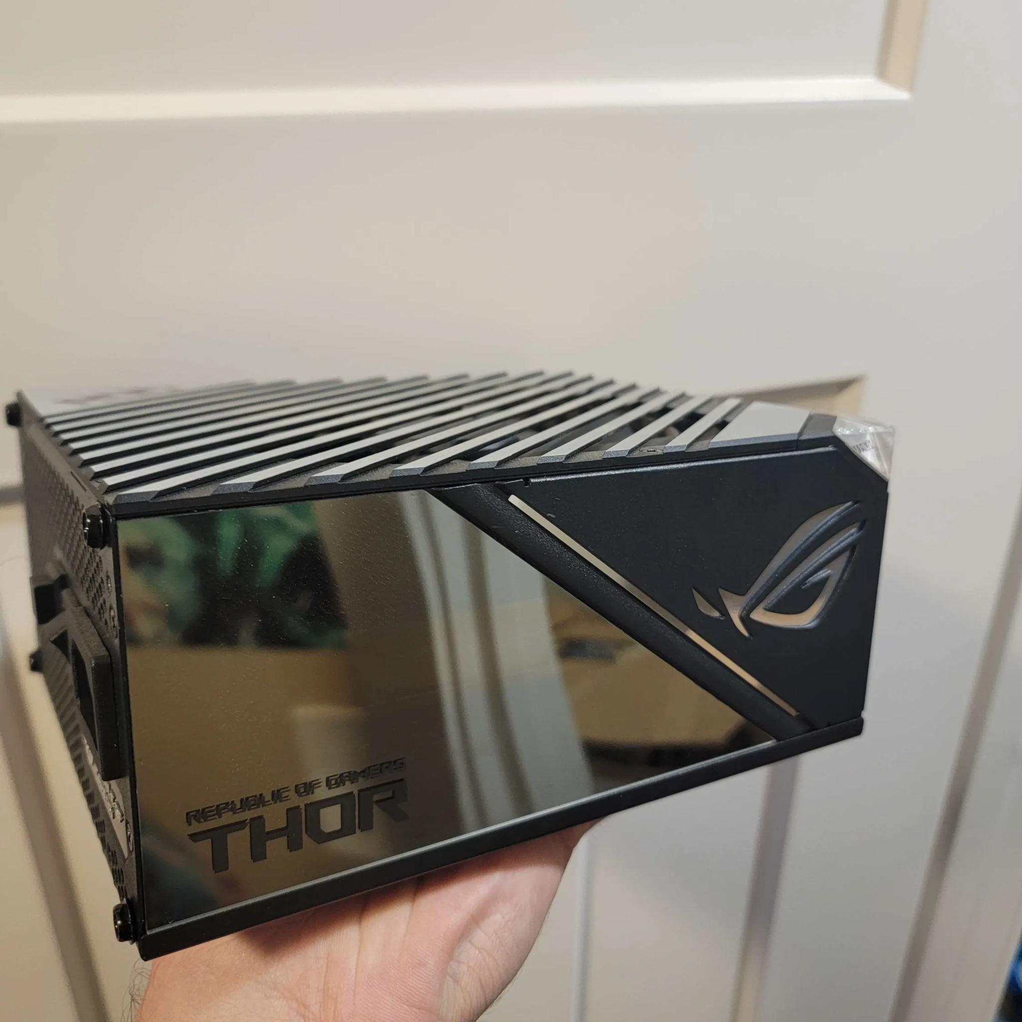 ASUS ROG Thor 1000W Platinum II Fully Modular Power Supply with 1000W, 80+ Platinum