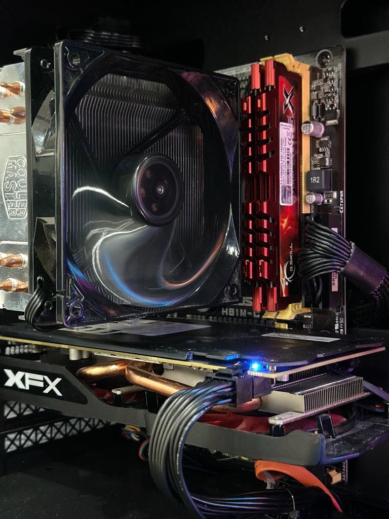 Intel i5/RX 570, 16GB RAM, 240+1TB SSD, 500W Budget Static RGB Gaming PC