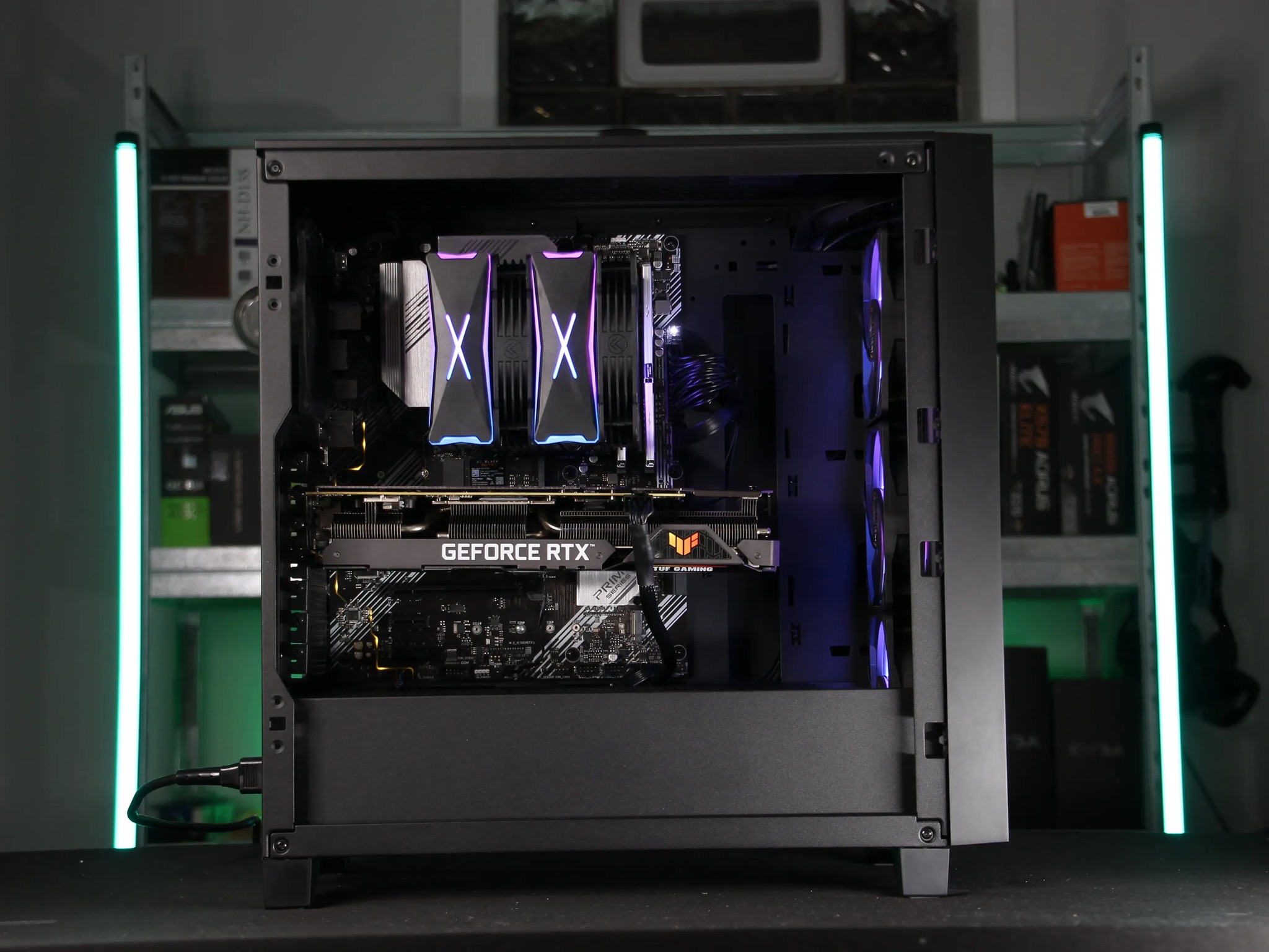 𝙃𝘼𝙕𝙀𝙀 // Ryzen 7 3700X, RTX 3060 Ti // Mid-range Gaming PC
