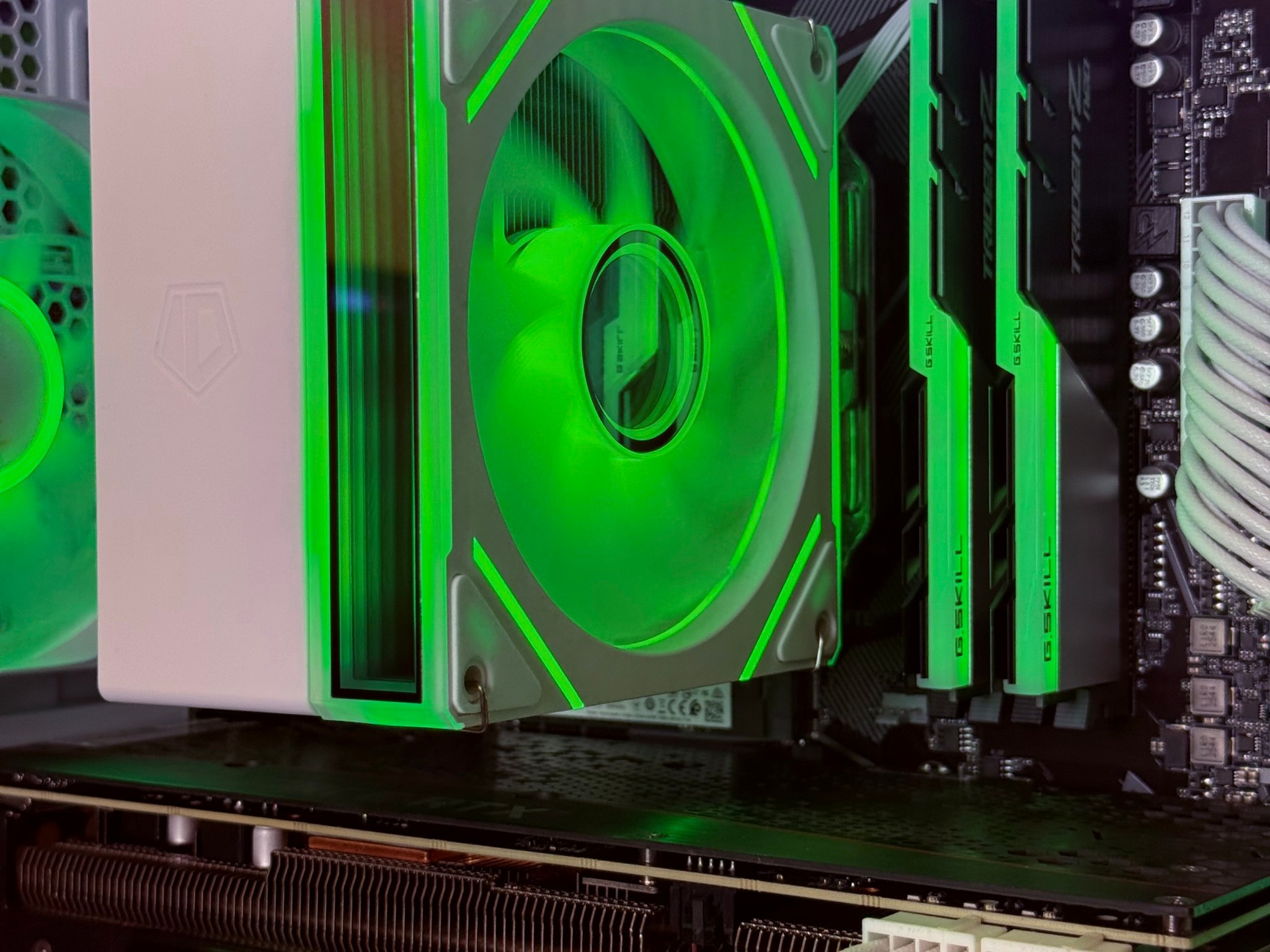 Pristine Entry Level Gaming PC | RTX 3060 Ti | Ryzen 5 5500 | 16GB DDR4 | 1TB | Windows 11