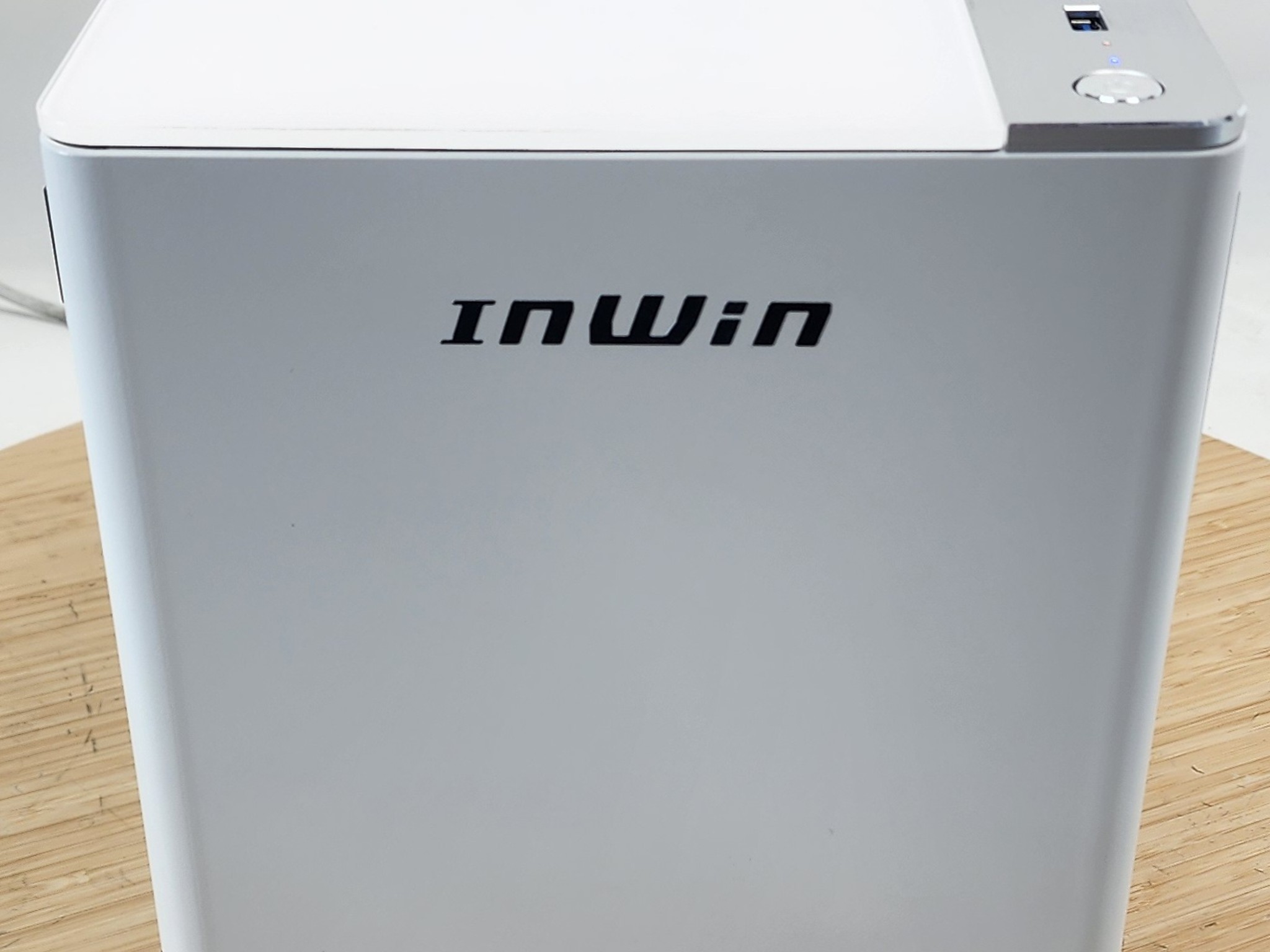 Gaming PC Ryzen 7 7700X 16GB RAM 1TB SSD RTX 4070 SUPER 12GB Windows 11 Computer