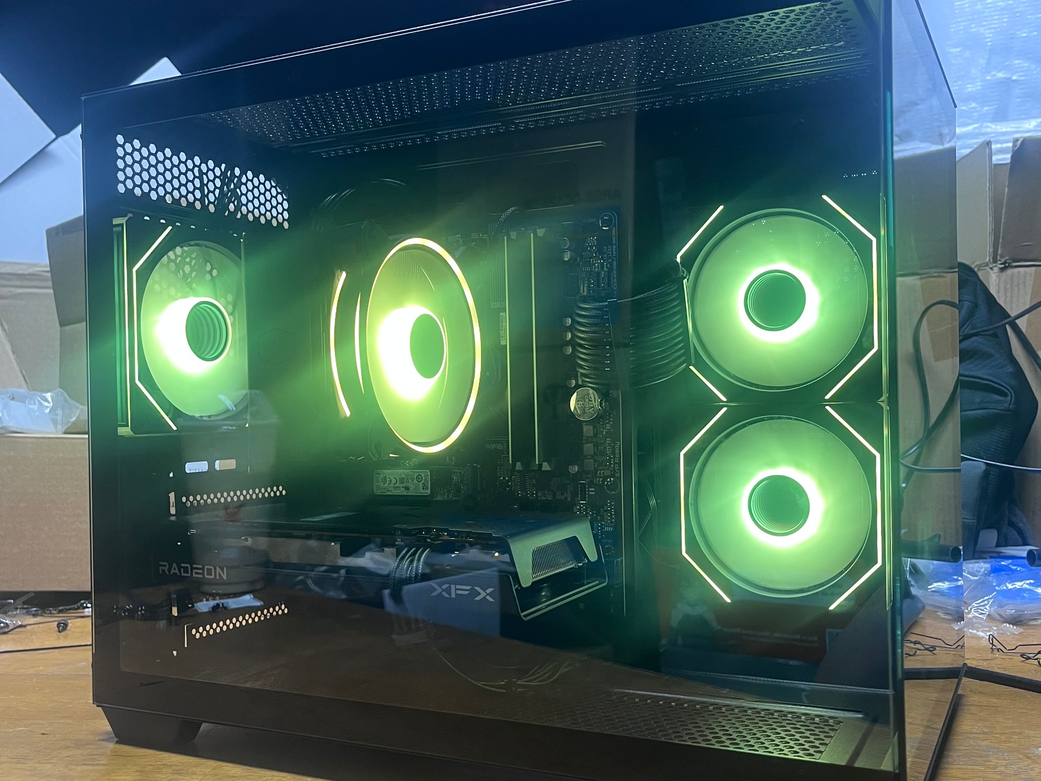 RX 7600 | Ryzen 5 5500 | 16GBs RAM | 1.5GB SSD | Gaming PC
