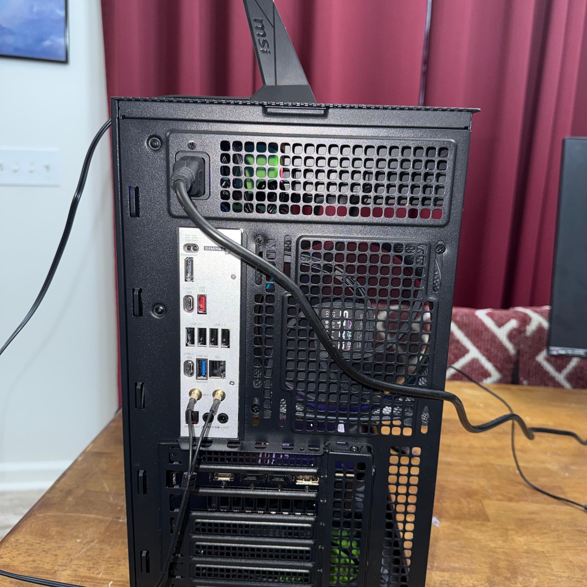 5070 TI, 9950X3D, Custom Gaming PC Build