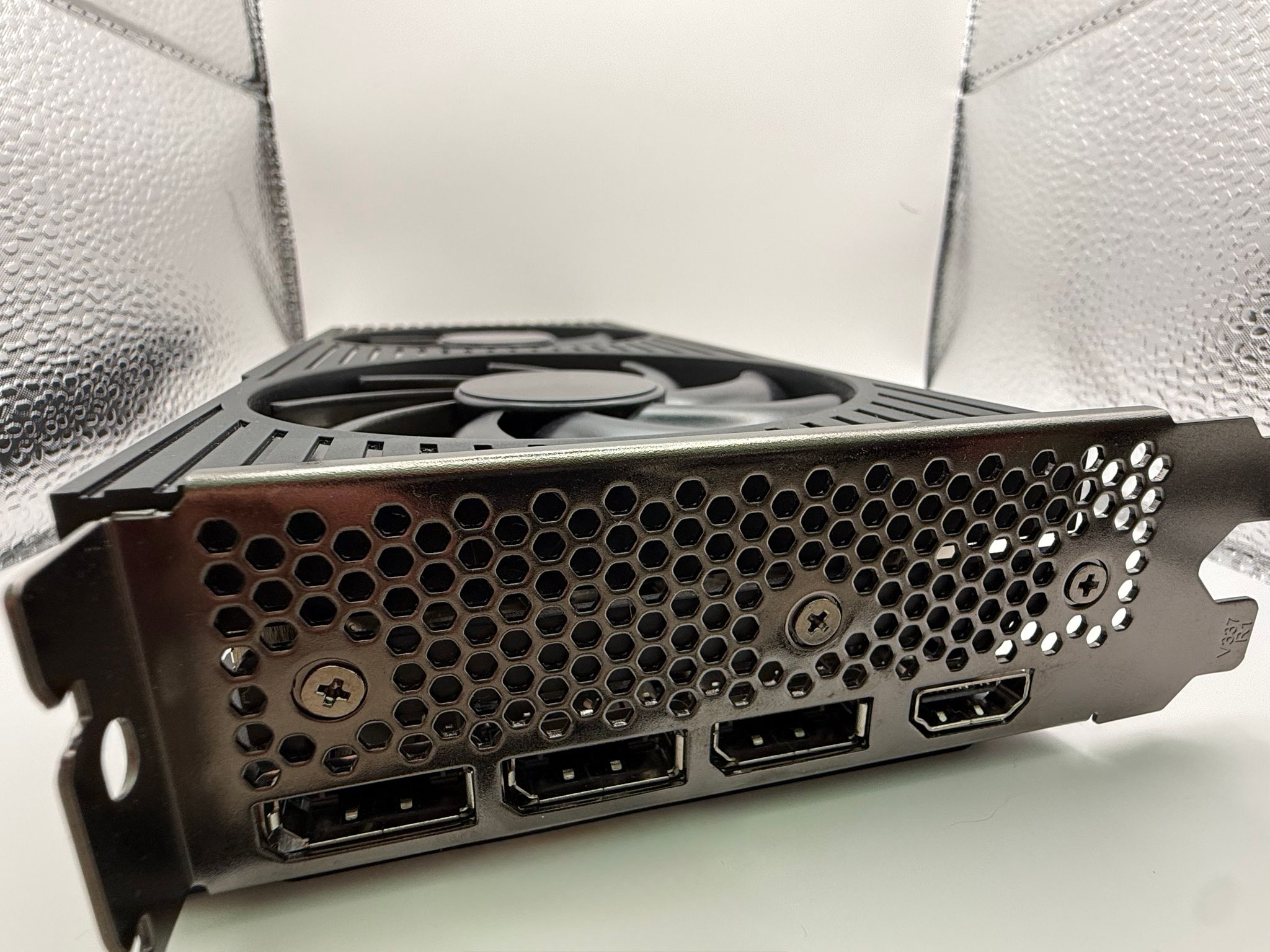 Dell OEM RTX 3060 TI in great condition (With Benchmarks).