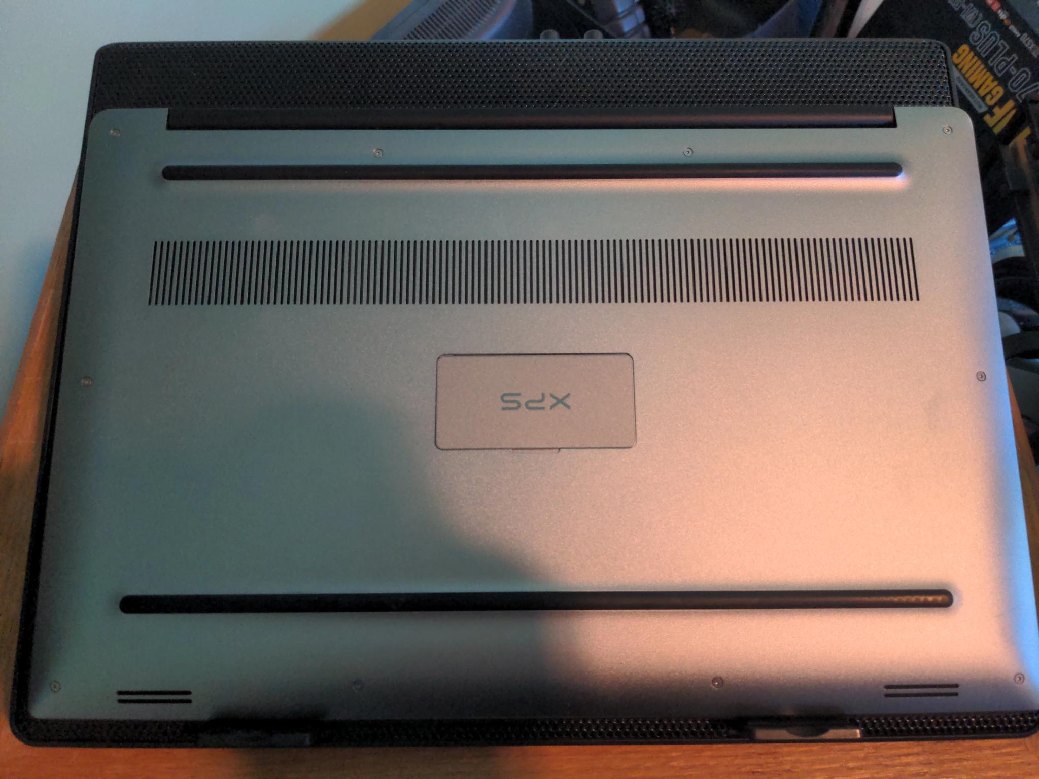 Dell XPS 9560 (4k, i7, 16GB, 1TB, 1050)