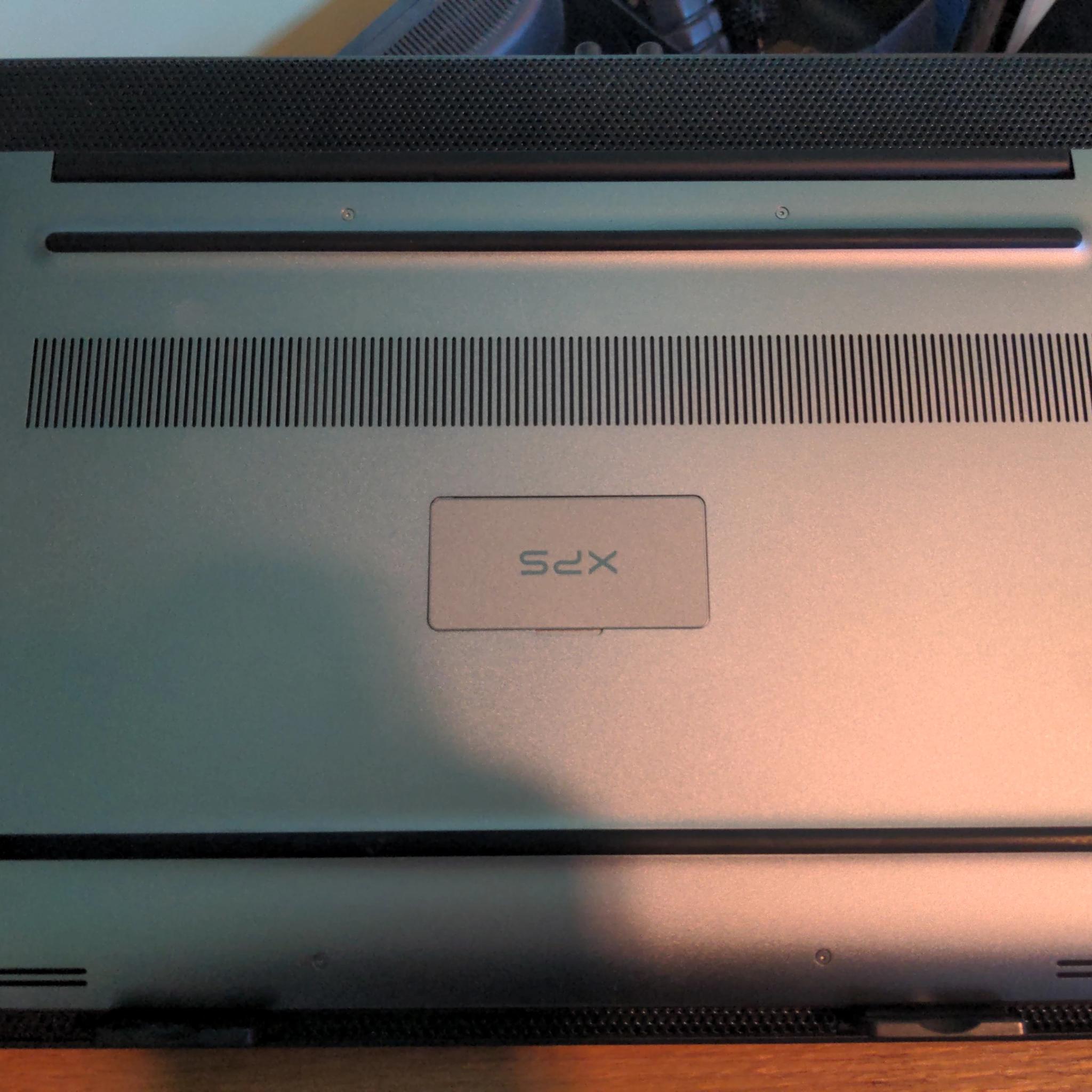 Dell XPS 9560 (4k, i7, 16GB, 1TB, 1050)