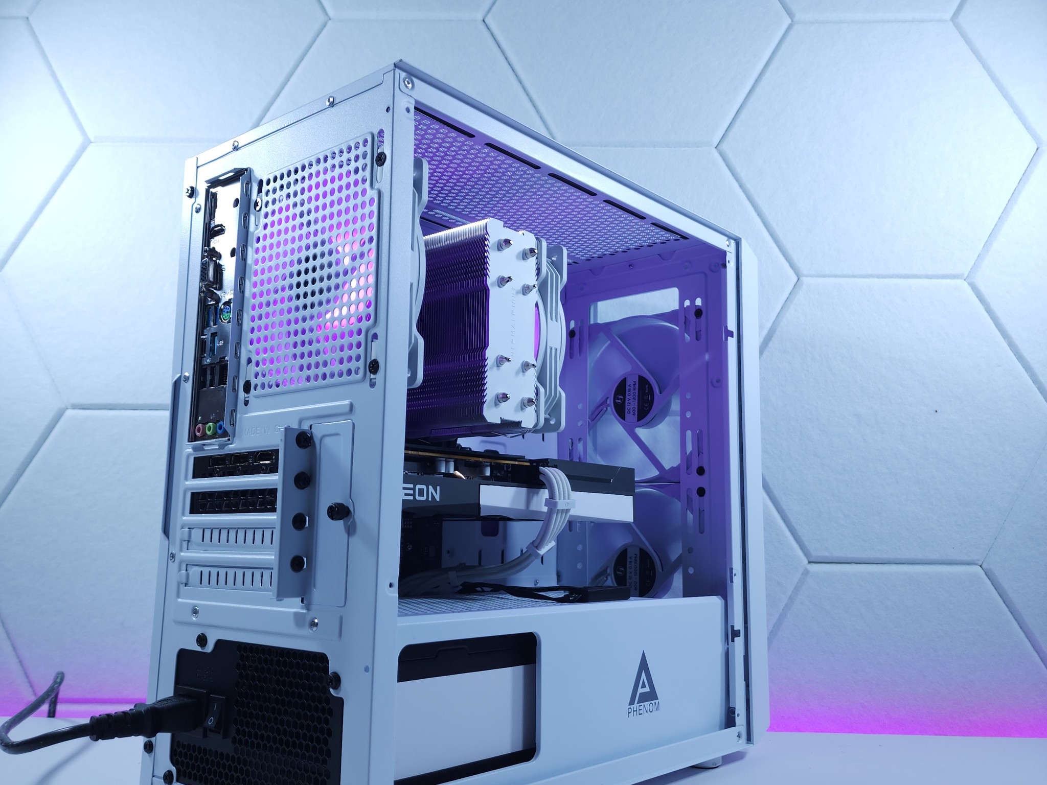 💜🤍1080p Gaming | RX 6600 | Core i3 12100T | 32GB 3200MHz | 1TB SSD