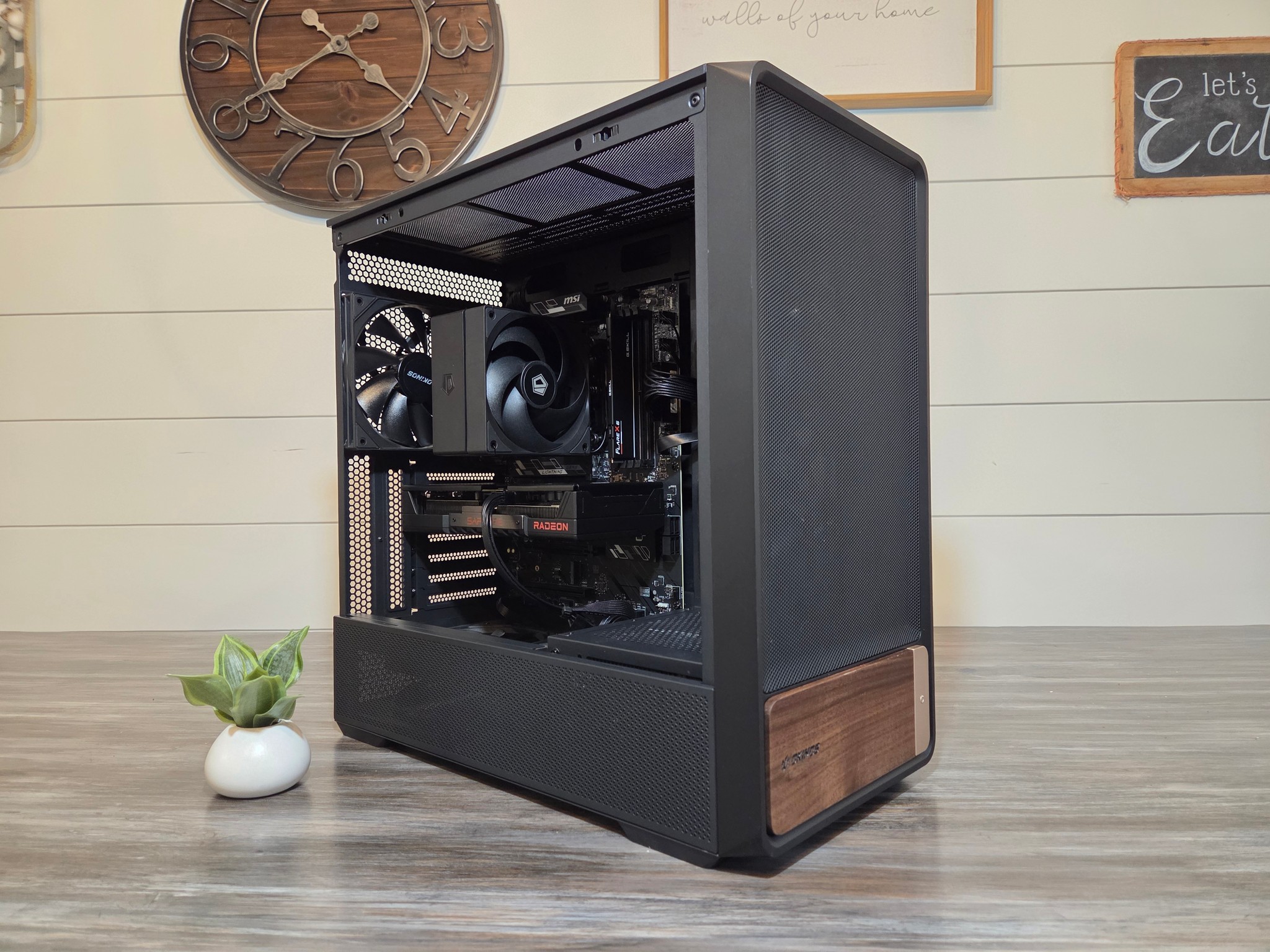 RX 9060 XT | 7600X3D | Sleek All Black/Wood Gaming PC | 1TB SSD | 16GB DDR5