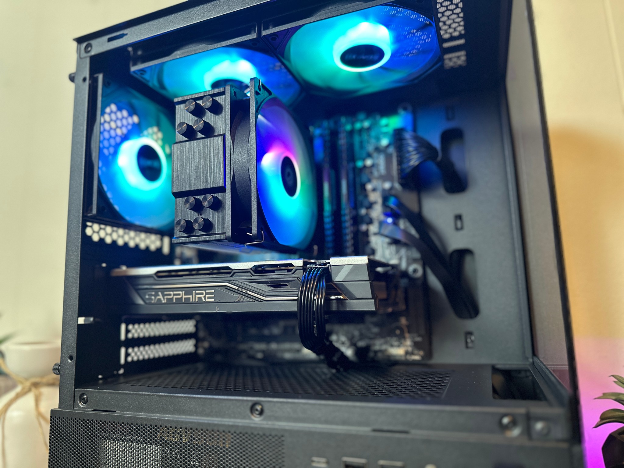 🤖Gaming PC! Intel i5 7600, RX580 8GB, 16gb DDR4, 512GB SSD! FULL ARGB!