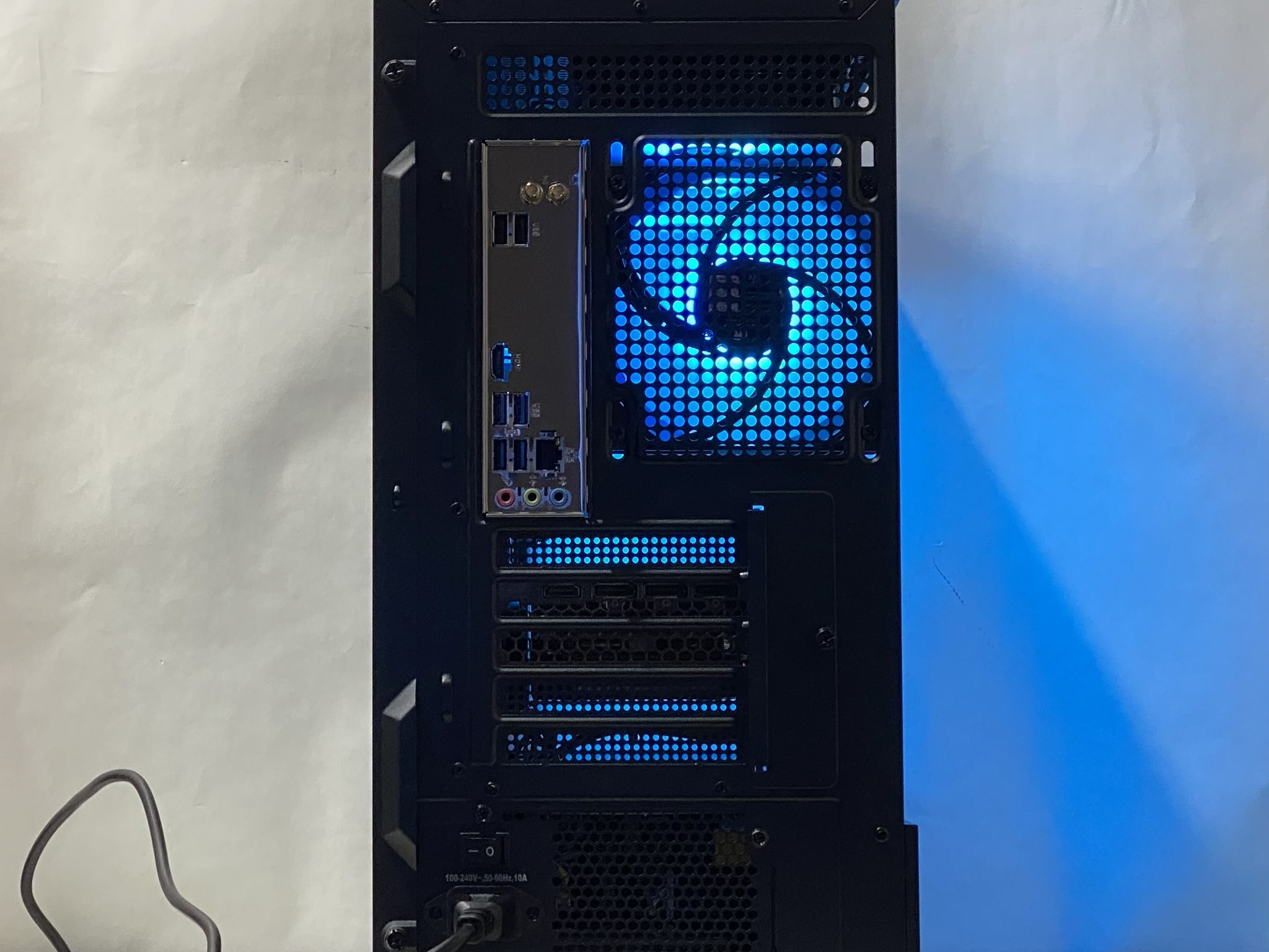 RTX 3080, Ryzen 7 5800X, 32GB DDR4, 1TB NVMe SSD, WiFi - Gaming PC