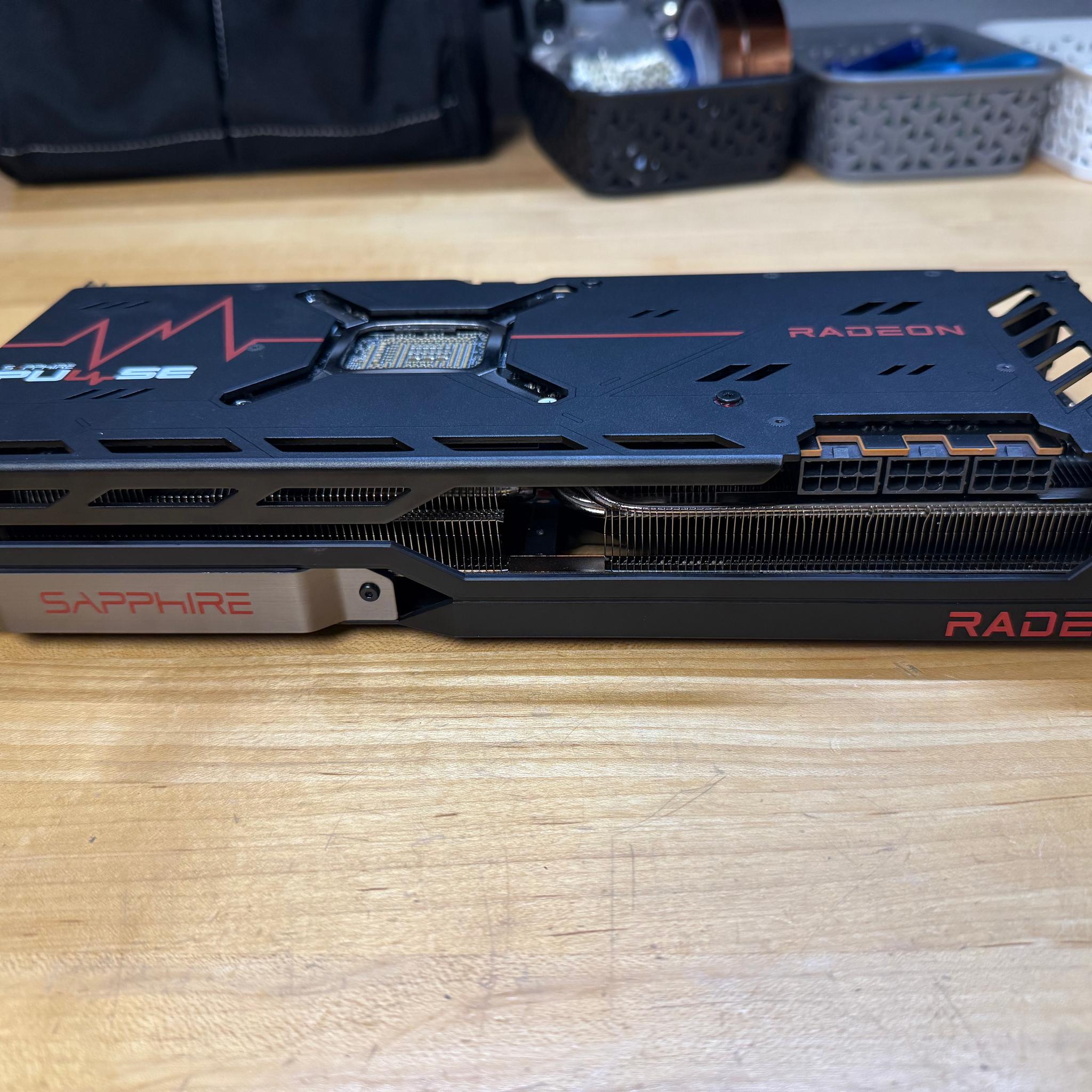 Sapphire PULSE Radeon RX 7900 XTX