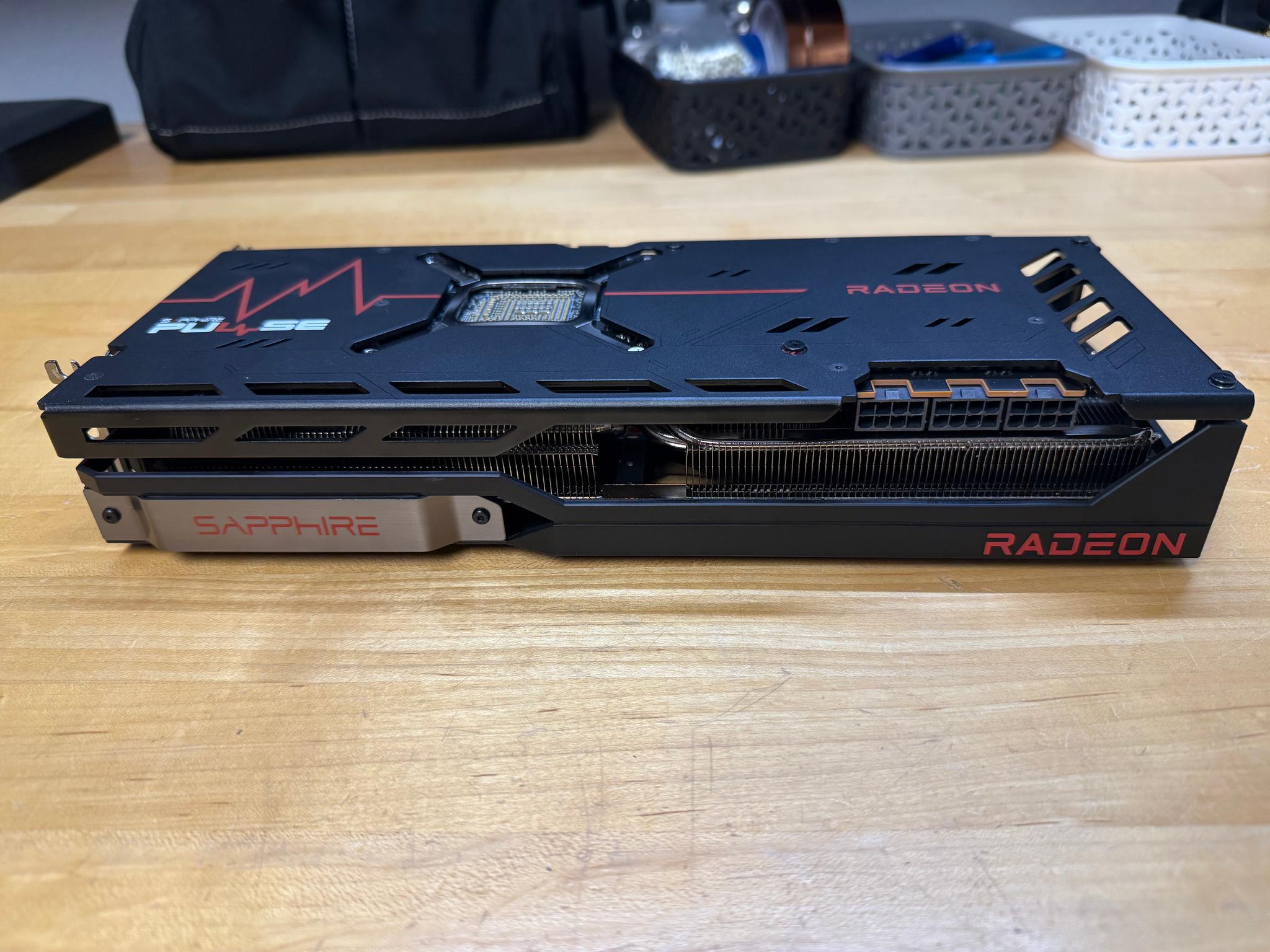 Sapphire PULSE Radeon RX 7900 XTX