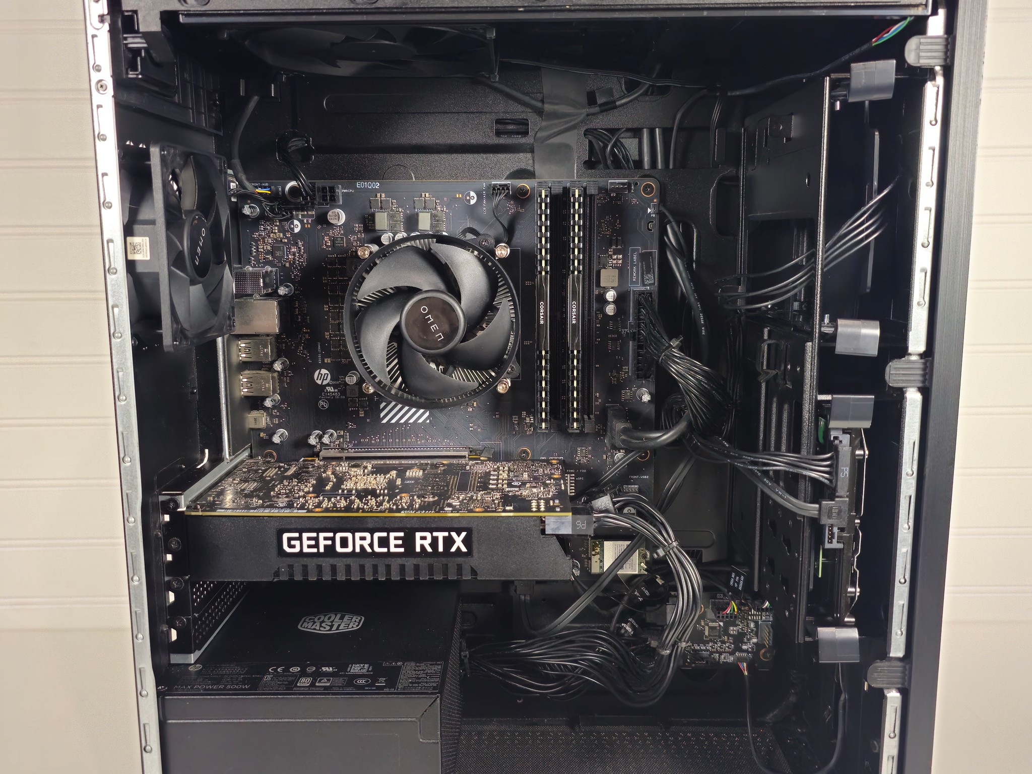Intel 10700F, RTX 2060, 16GB RAM Gaming PC