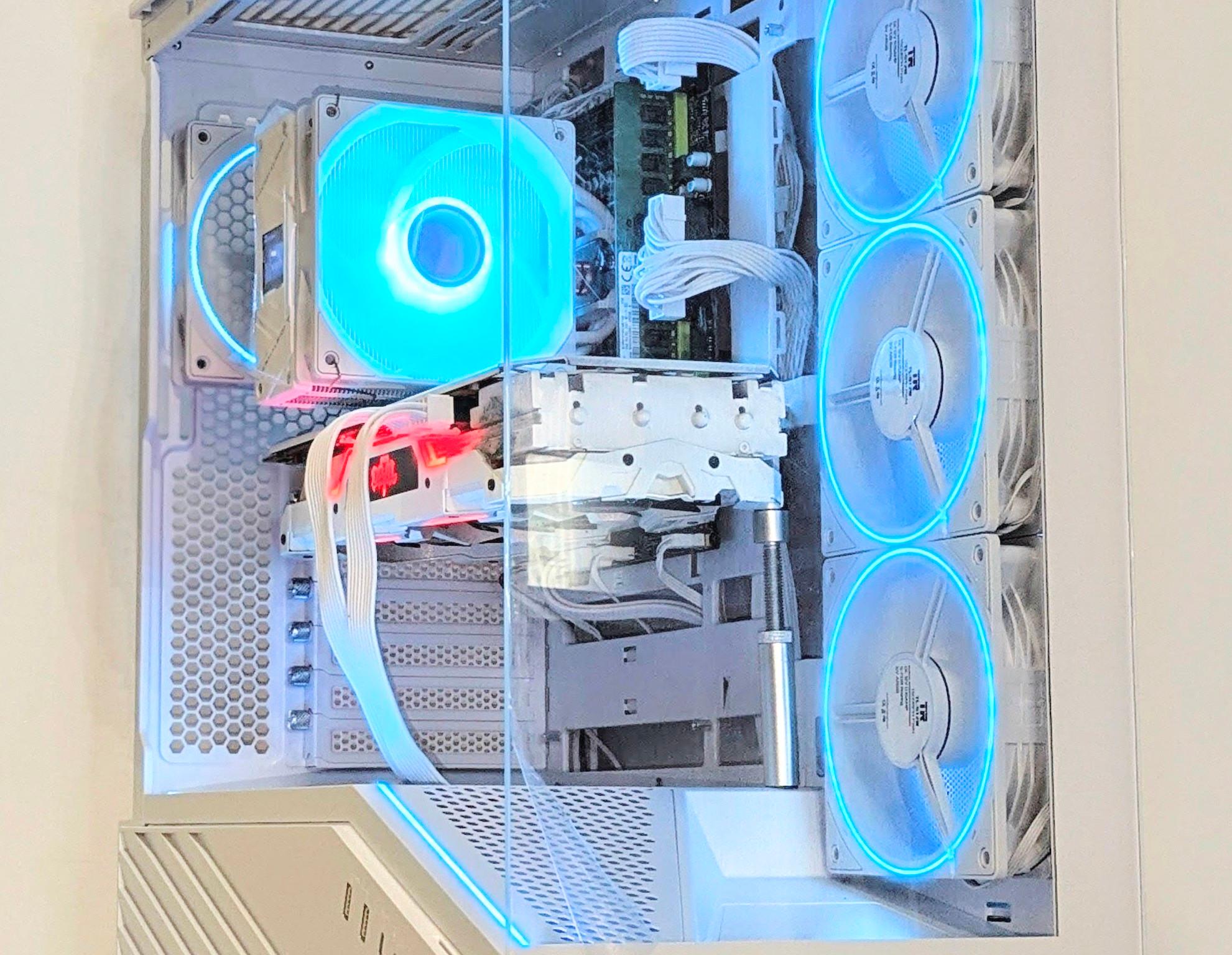 🔥🔴ReD DeviL Gaming PC👿🔴🔥RX 5700XT🔥16GB RAM🔥Intel 12-cores/24-threads 🔥 Wi-Fi 🔥 Windows 11