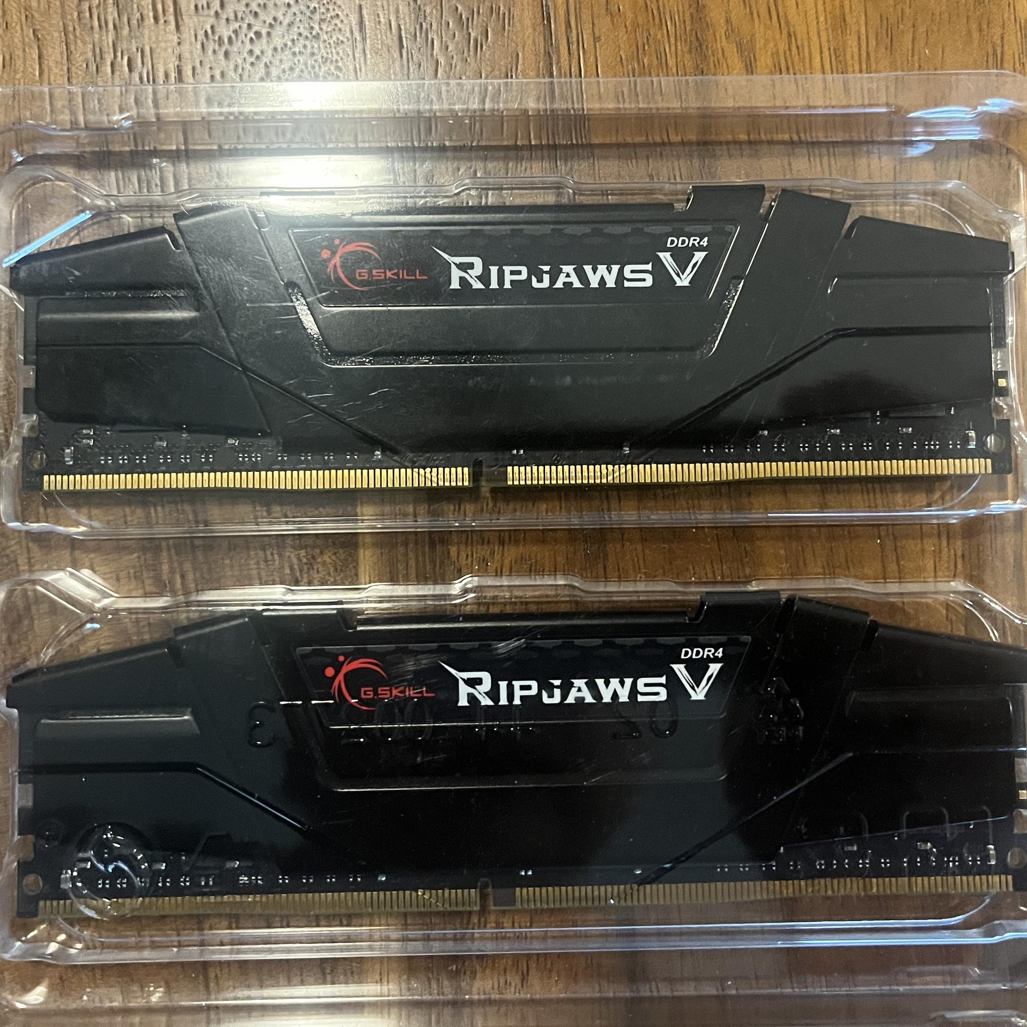 G.Skill RipJaws V 16GB (2x8GB) DDR4 3200MHz Memory RAM (F4-3200C16D-16GVKB)