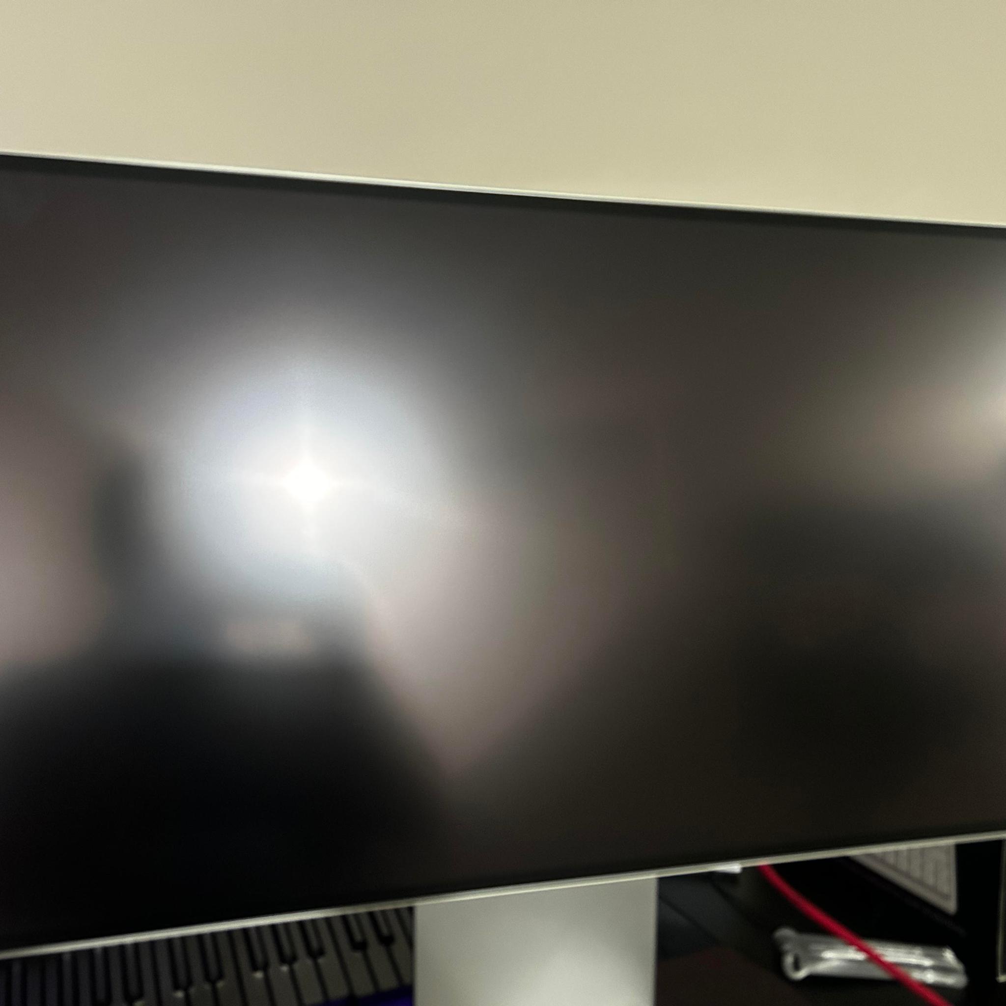 NEW Open Box - LG UltraFine Evo 32” 6K (6144 x 3456) LED Monitor – Only 37hrs Powered On