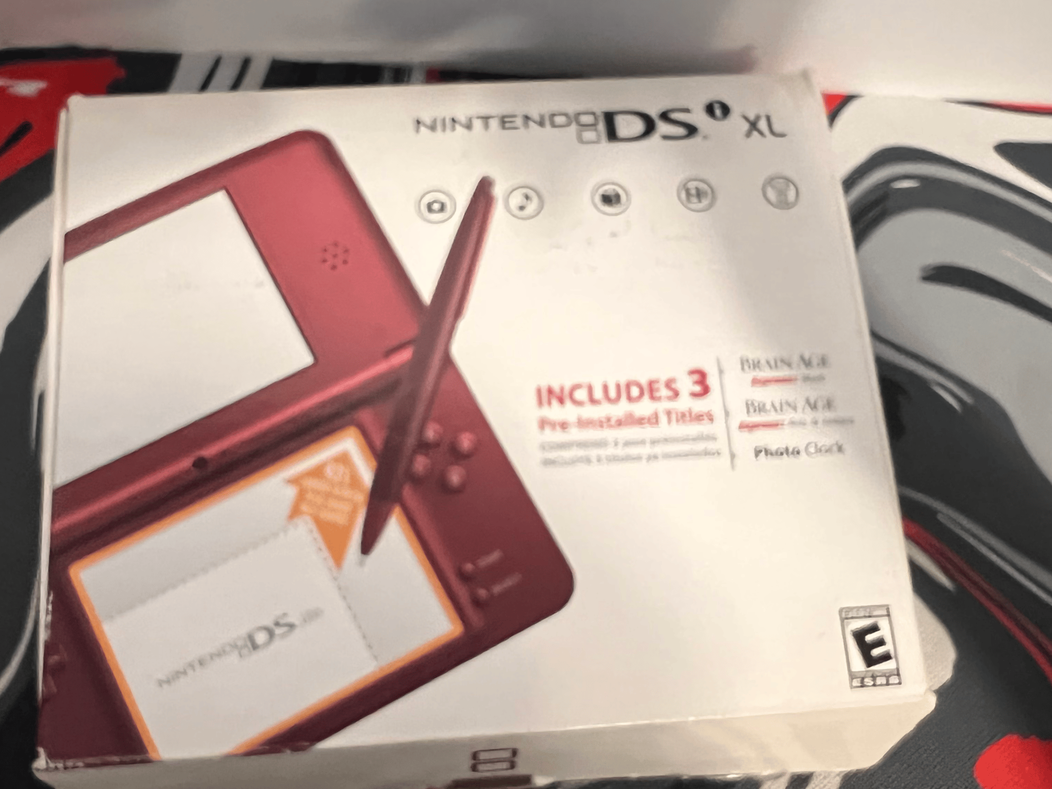Nintendo DSi XL Burgundy  *BUNDLE*