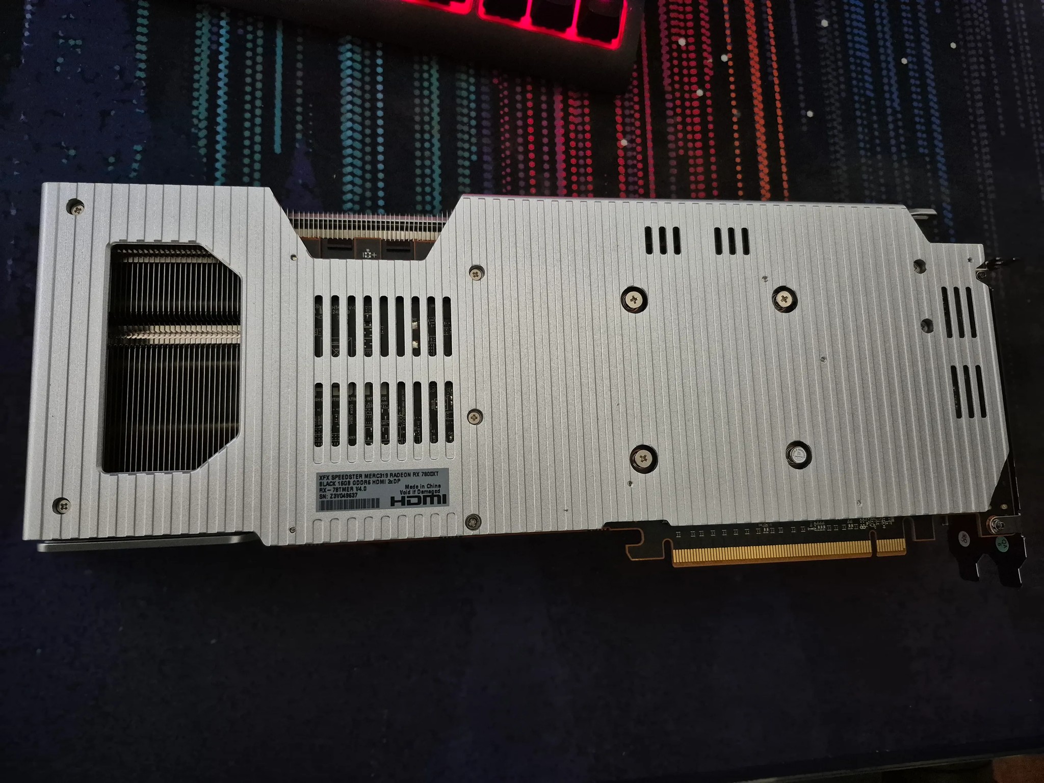 XFX RX 7800XT MERC 319