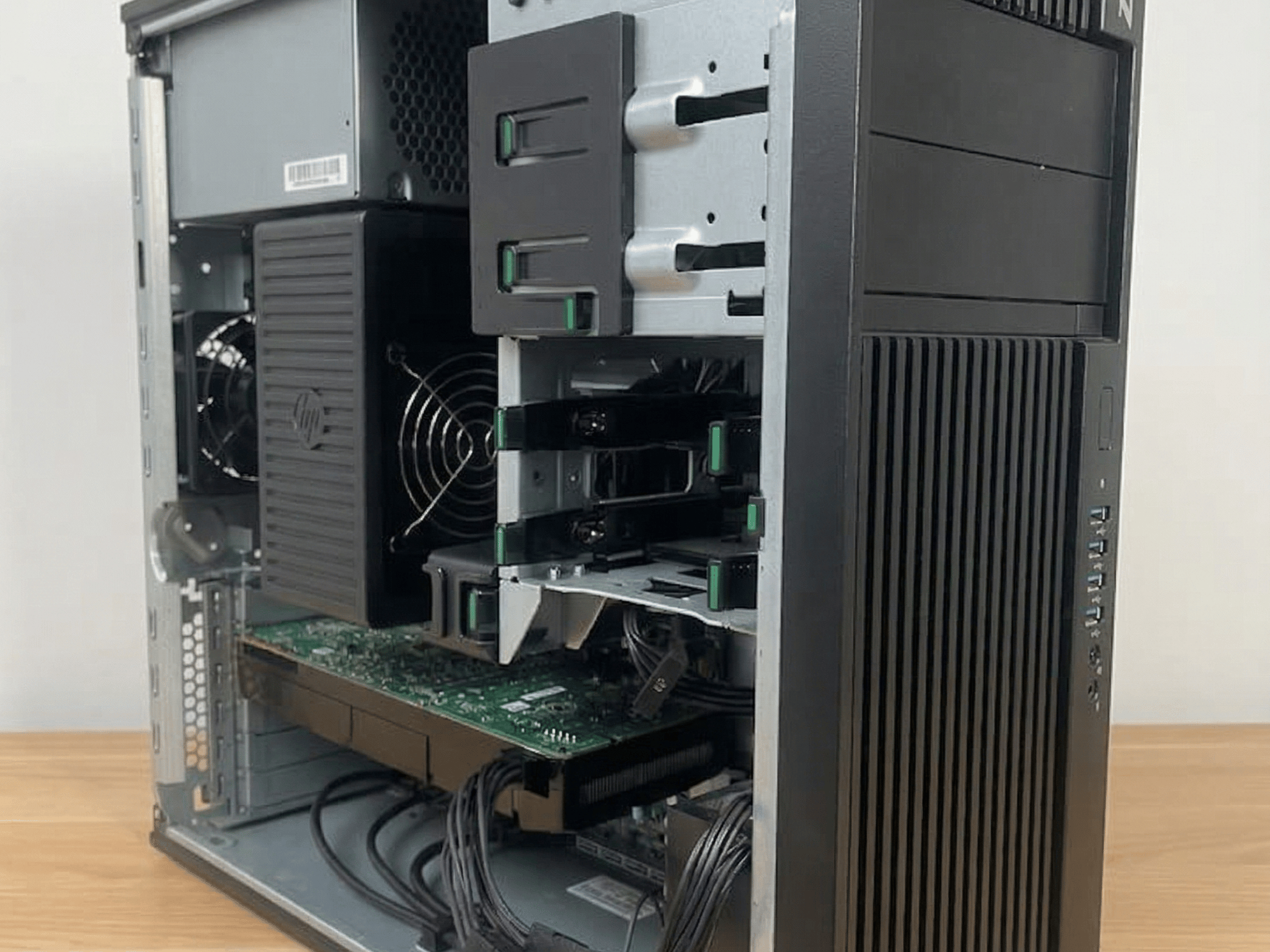 RX 580 8GB + E5-2667 v3 + 16GB RAM Gaming PC HP Z440