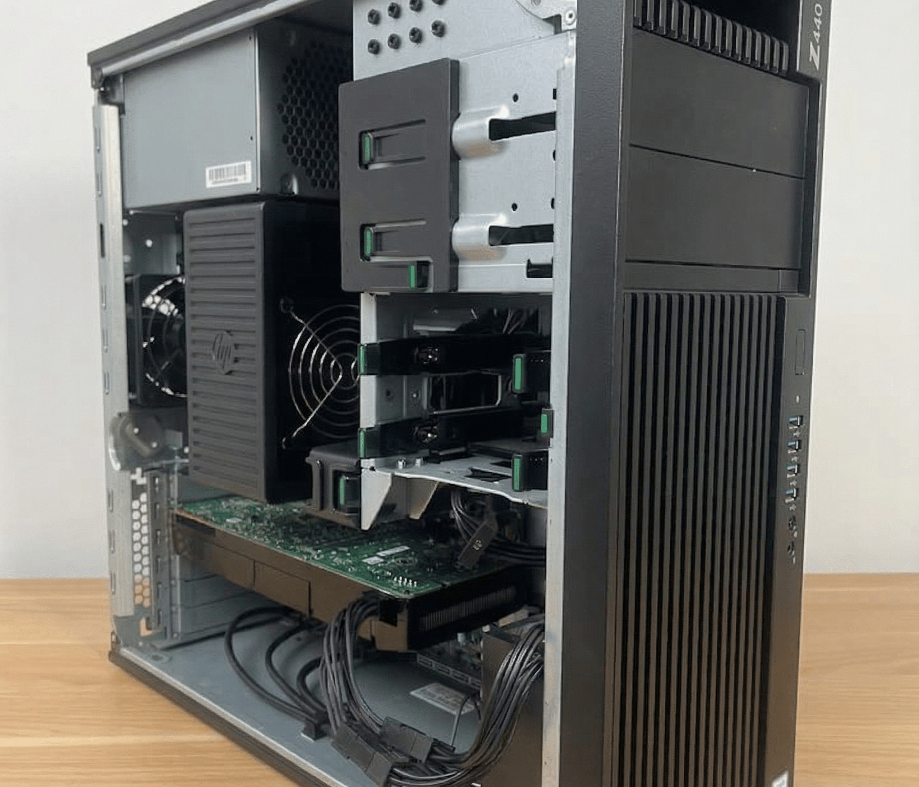 RX 580 8GB + E5-2667 v3 + 16GB RAM Gaming PC HP Z440