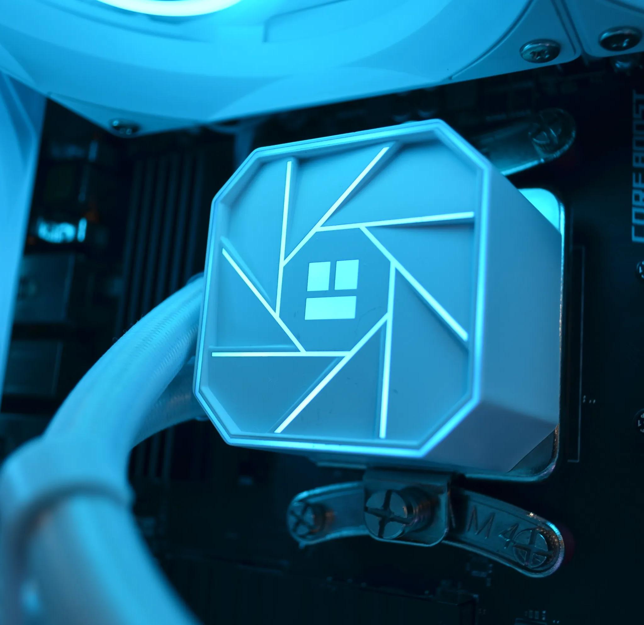 ⬜️ Whiteout V4 ⚪️- RTX 3060ti | Ryzen 5 5500| 1tb NVMe | Windows 11 FULLY Activated