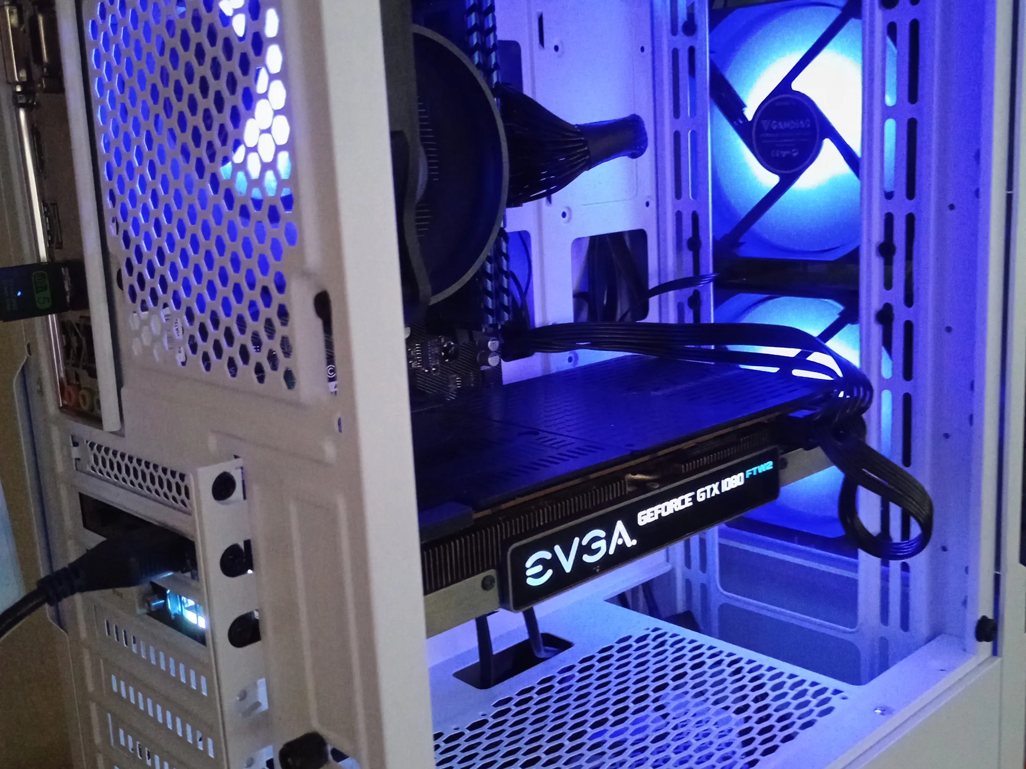 New Custom Built 1080P Gaming Rig w/ Ryzen 5 3600 & EVGA GTX 1080 8GB VRAM
