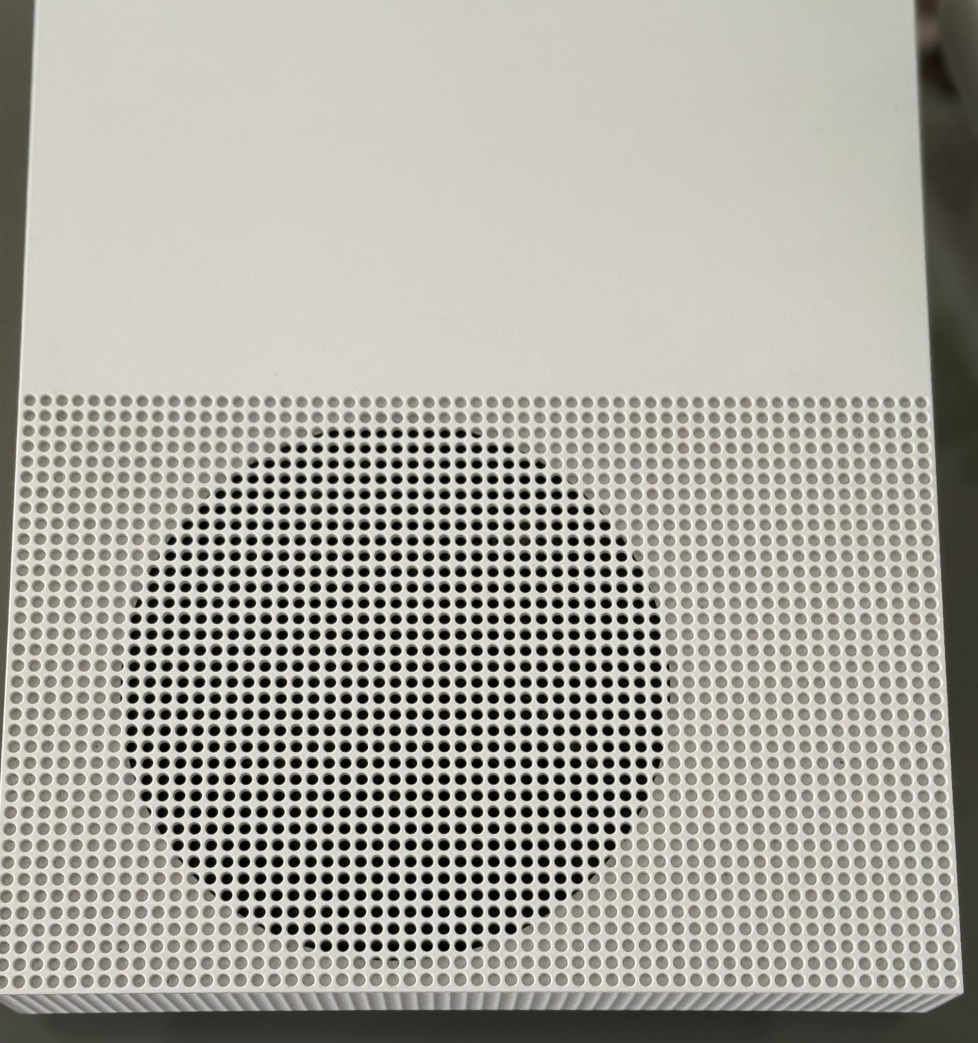 Great Deal! XBOX ONE S 1TB ALMOST NEW!