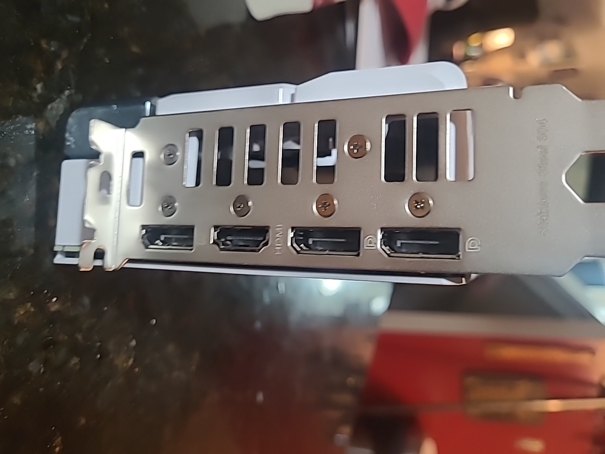 Asus 4070 white