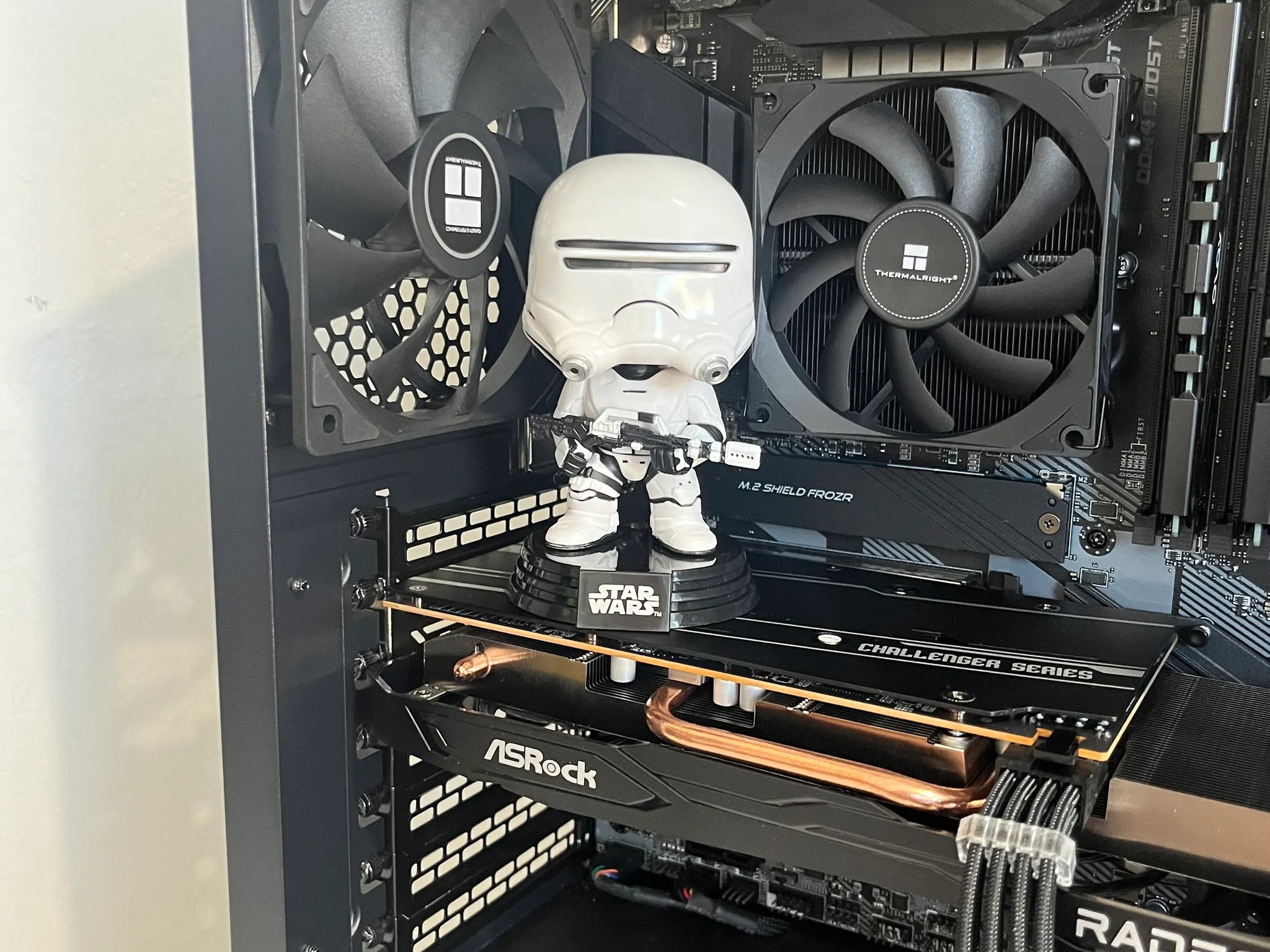 "Challenger's Fury Gaming PC: Unleashing the i5-11400F with a Radeon RX 6600XT 8GB Graphics Card"