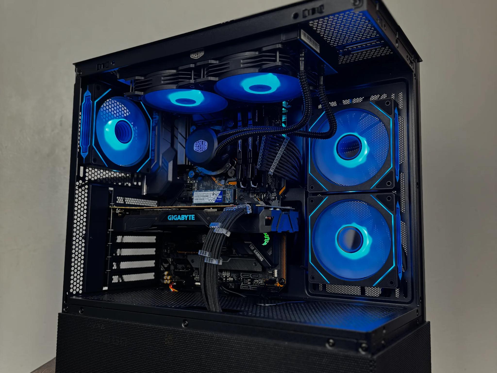 💸Value!💸 Budget Gaming PC (i7 9700k + GTX 1080 TI + 16gb Ram)