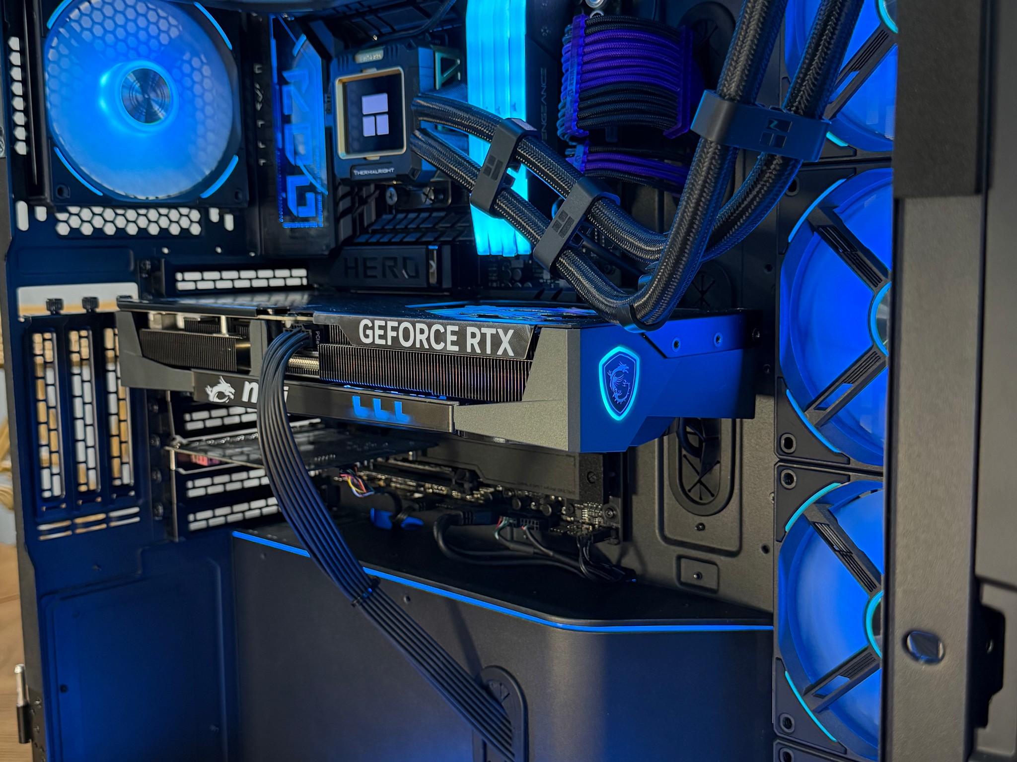 ULTIMATE RTX 5080 Gaming & AI Workstation | Ultra 9 285K | 64GB DDR5 | 11TB
