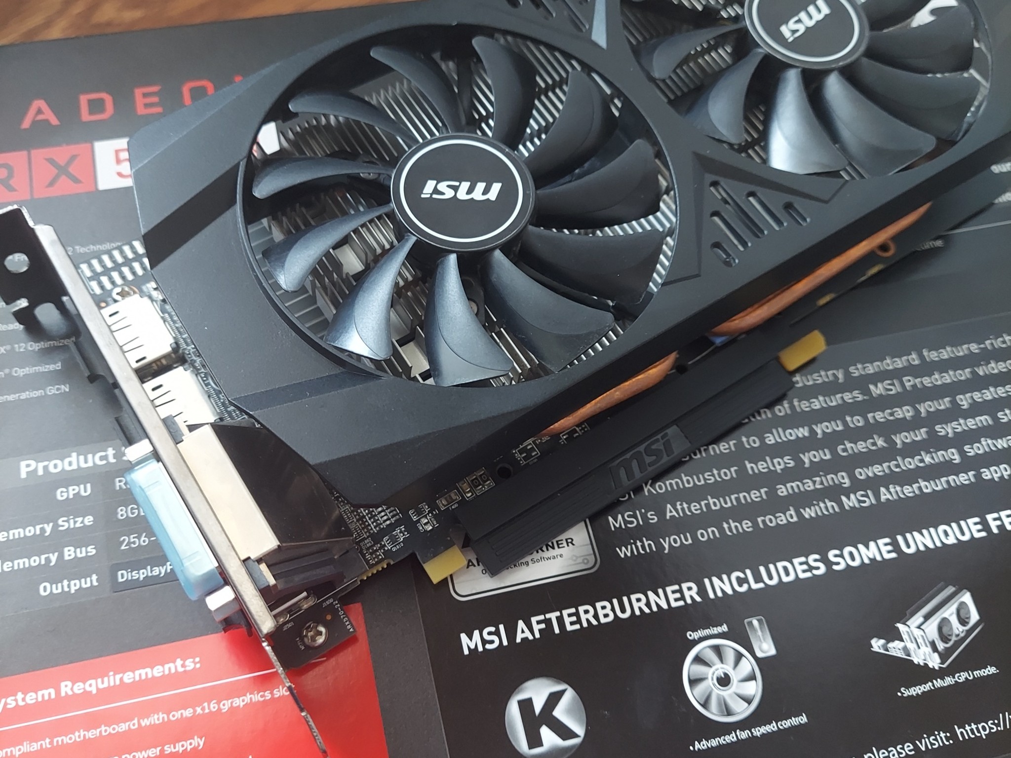 MSI 570 8gb