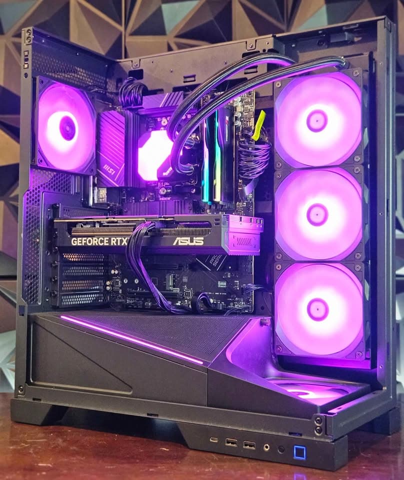 ⚪⚫️Stealth⚫️⚪ Gaming PC ( Ryzen 7 + RTX 4070 Super)