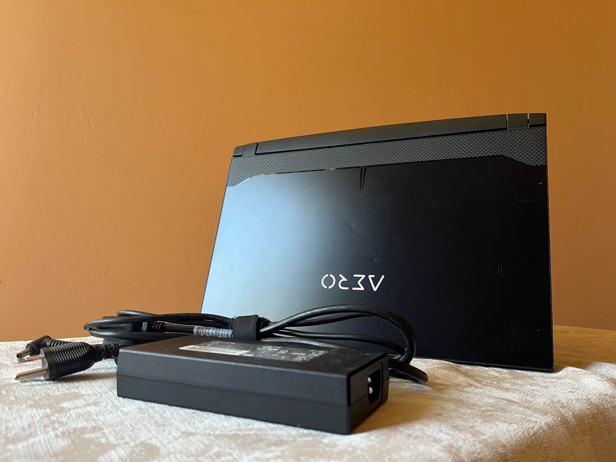 Gigabyte Aero 15, i7 11800h, RTX 3080, 32 GB Ram, 4k OLED