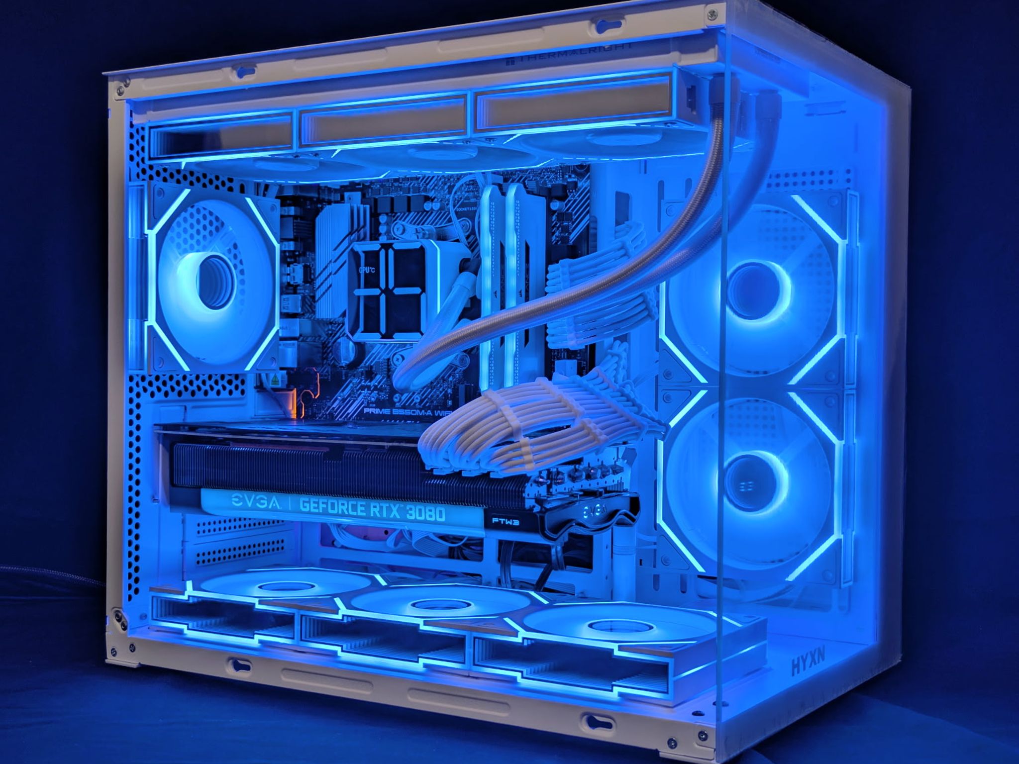 White Gaming PC | RTX 3080, R7 5800X, 32GB RAM, 1TB SSD