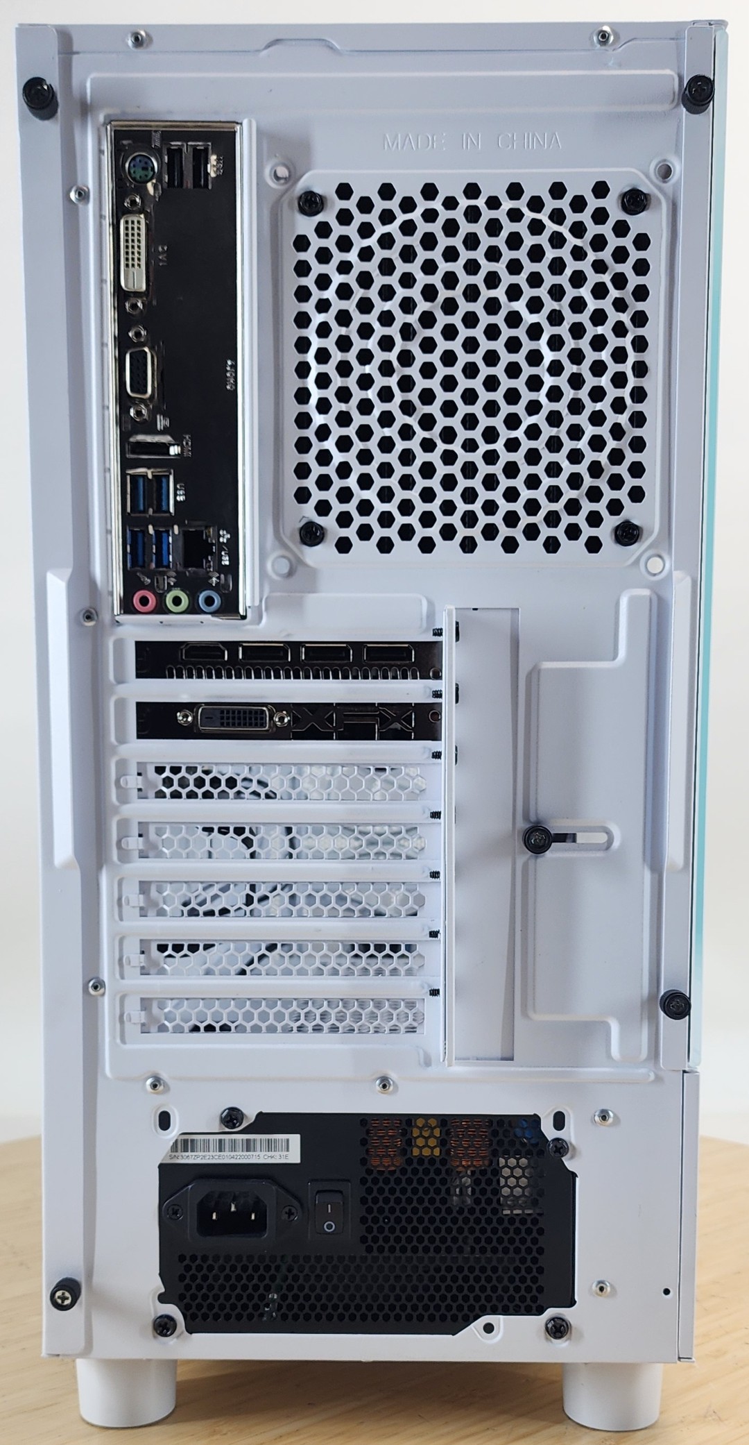 Gaming PC i3-7100 8GB RAM 128GB SSD + 500GB HDD RX 570 8GB Windows