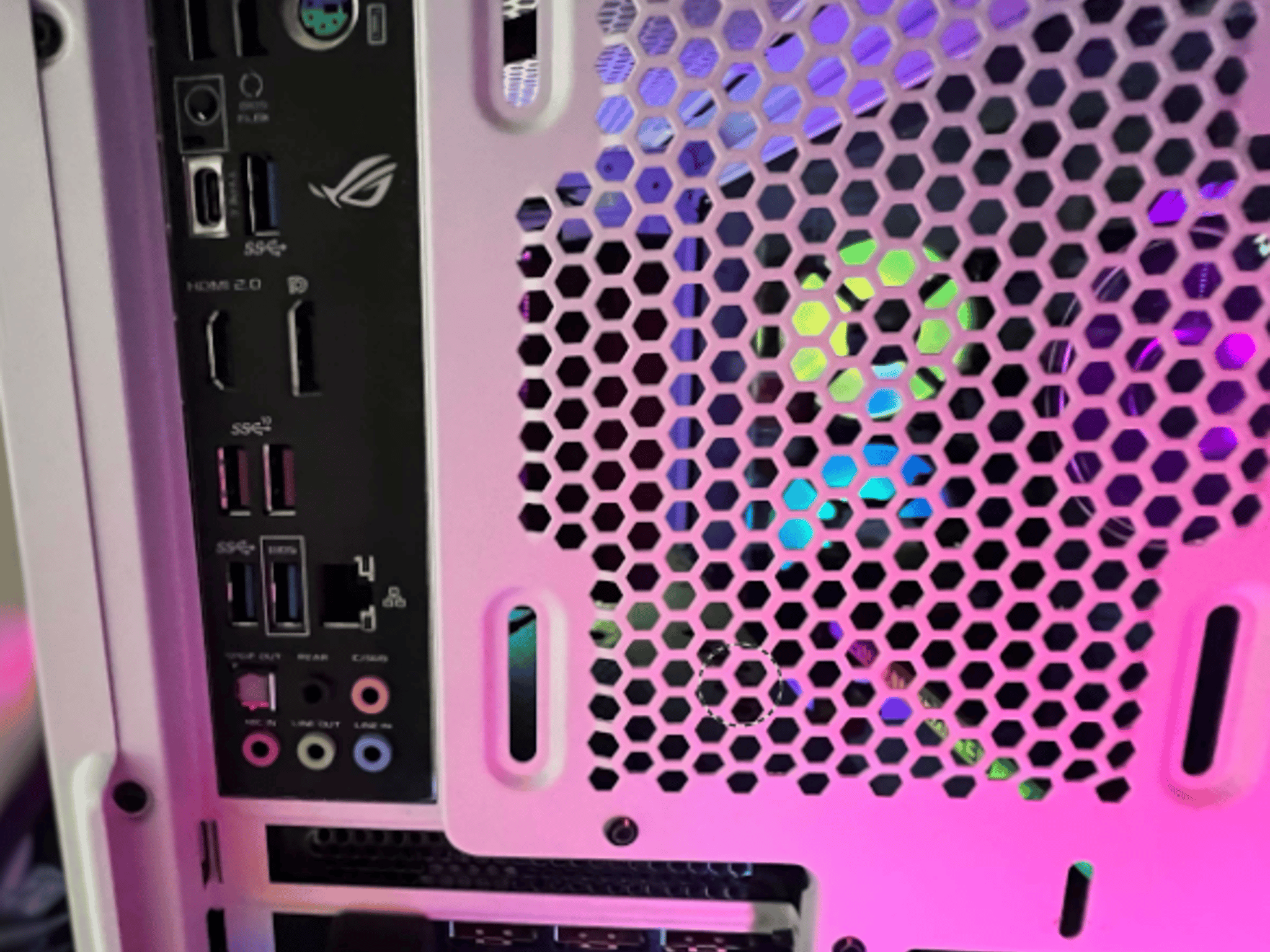 PERFECT MID-RANGE GAMING/STREAMING PC|  RYZEN 7 3700X | RTX 3070 EVGA FTW3 ULTRA GAMING | 32GB DDR4
