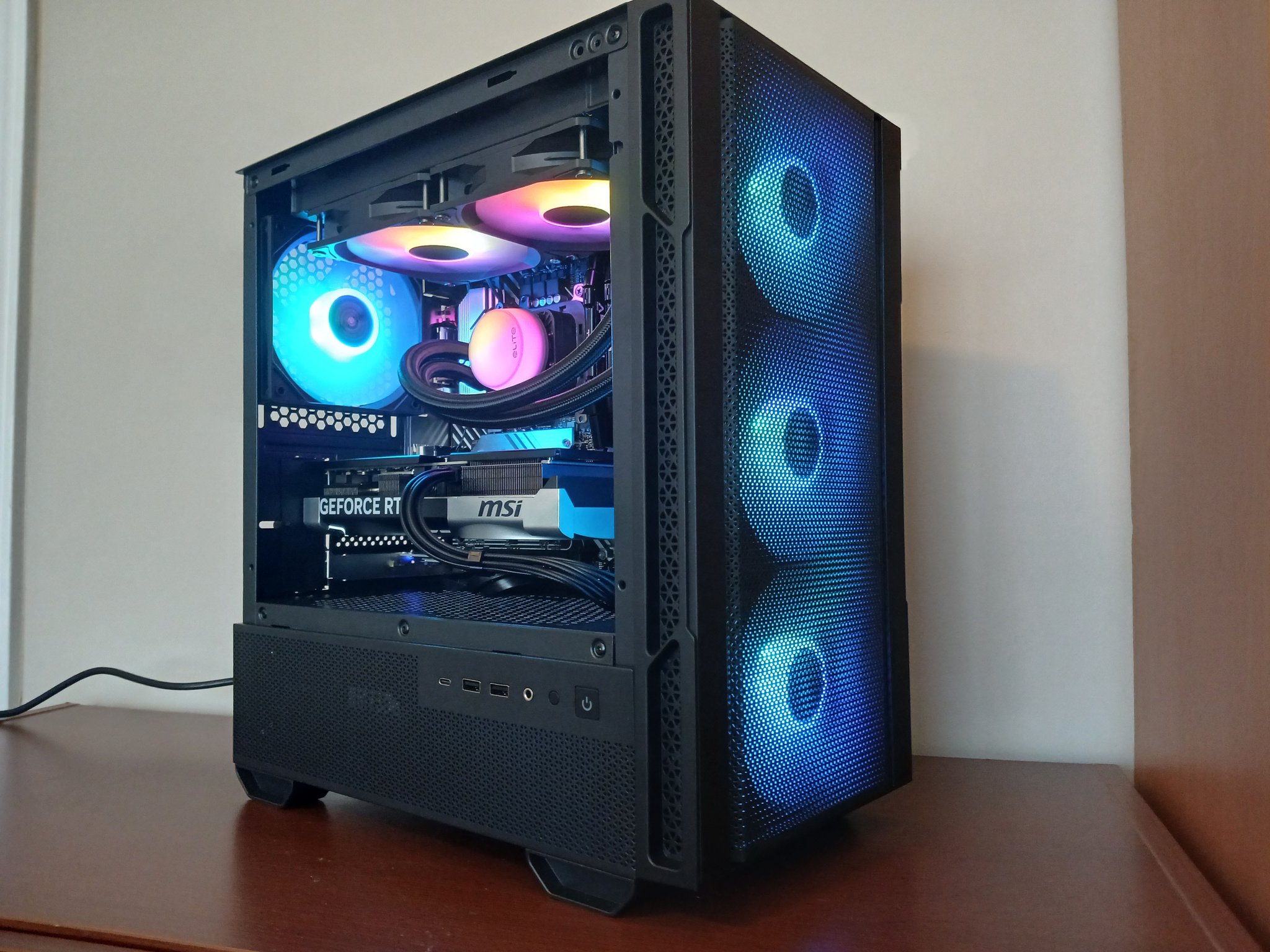 4K Beast | RTX 5070 12GB | Intel Core i5 12600K | 32GB RAM DDR4