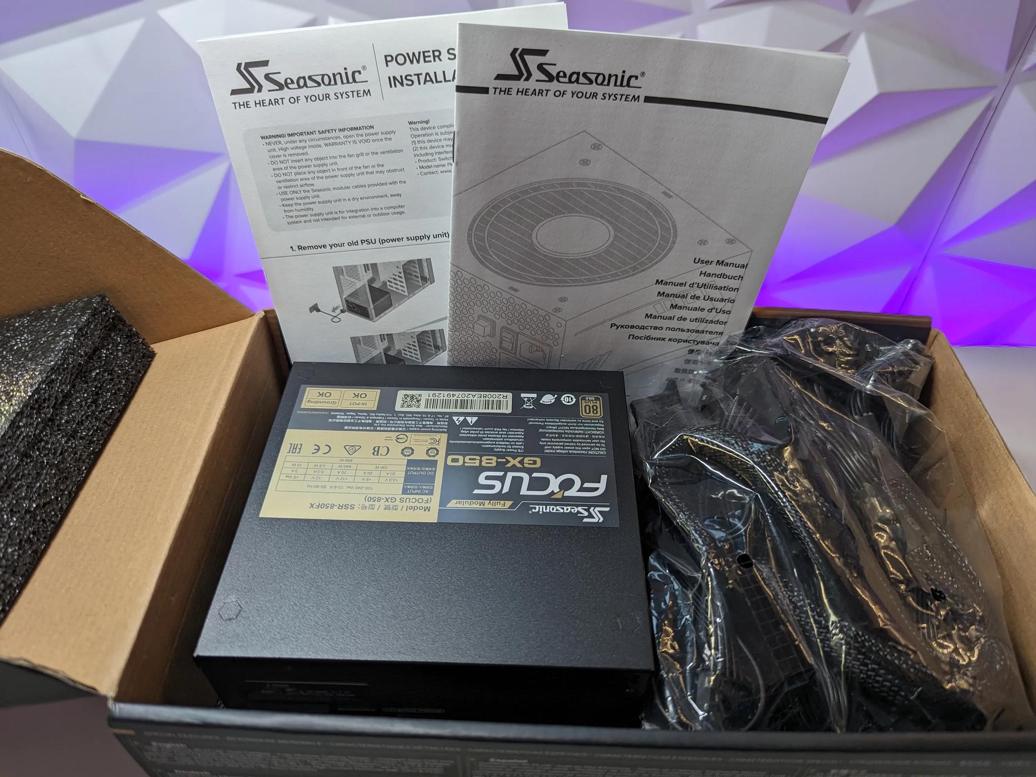 SeaSonic FOCUS 850 W 80+ Gold Certified Fully Modular ATX Power Supply 